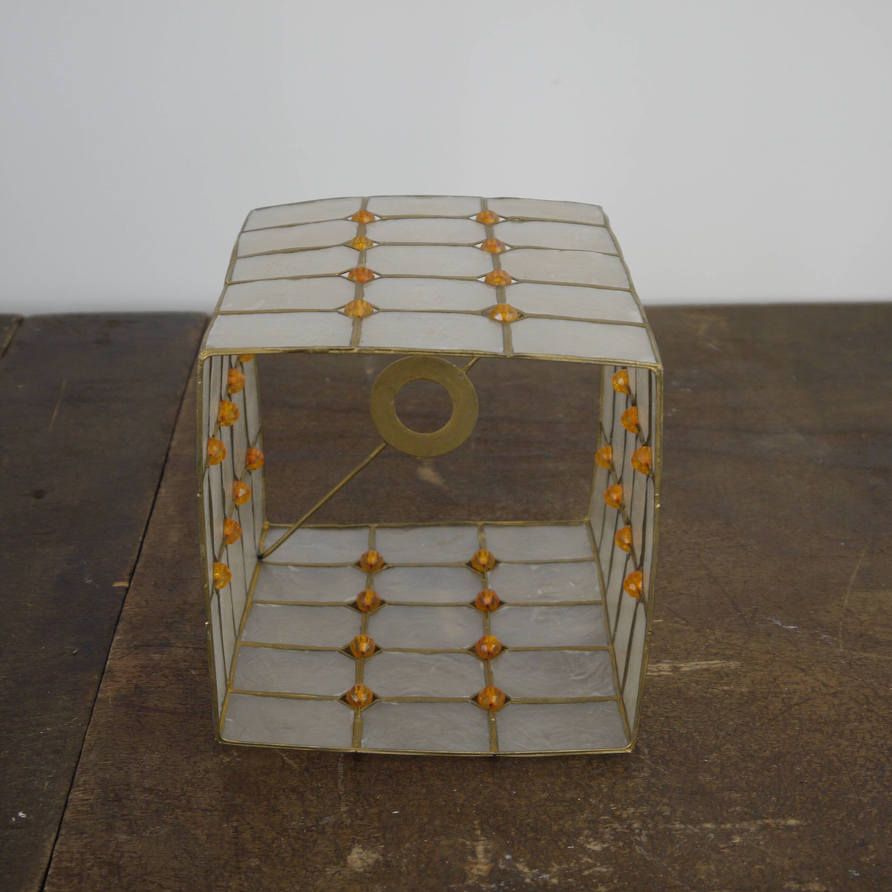 Hanging in square mother-of-pearl