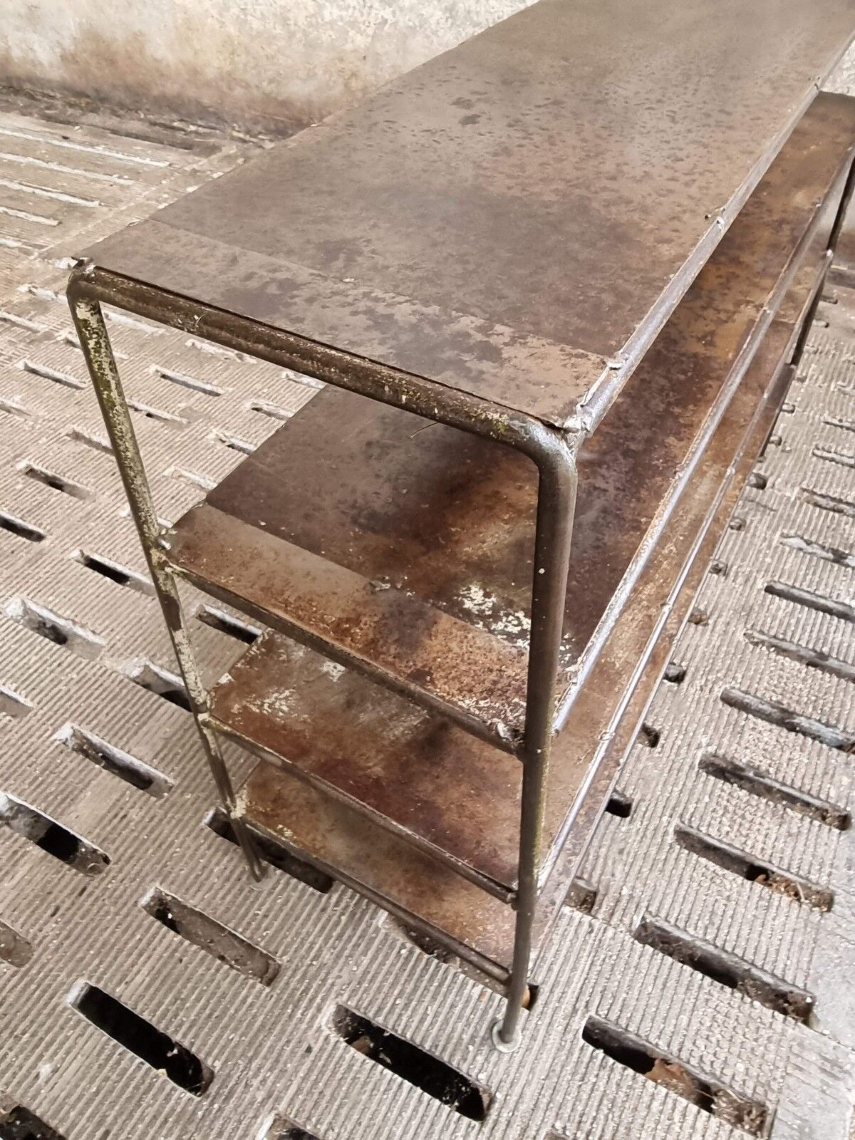 Industrial shelving rack