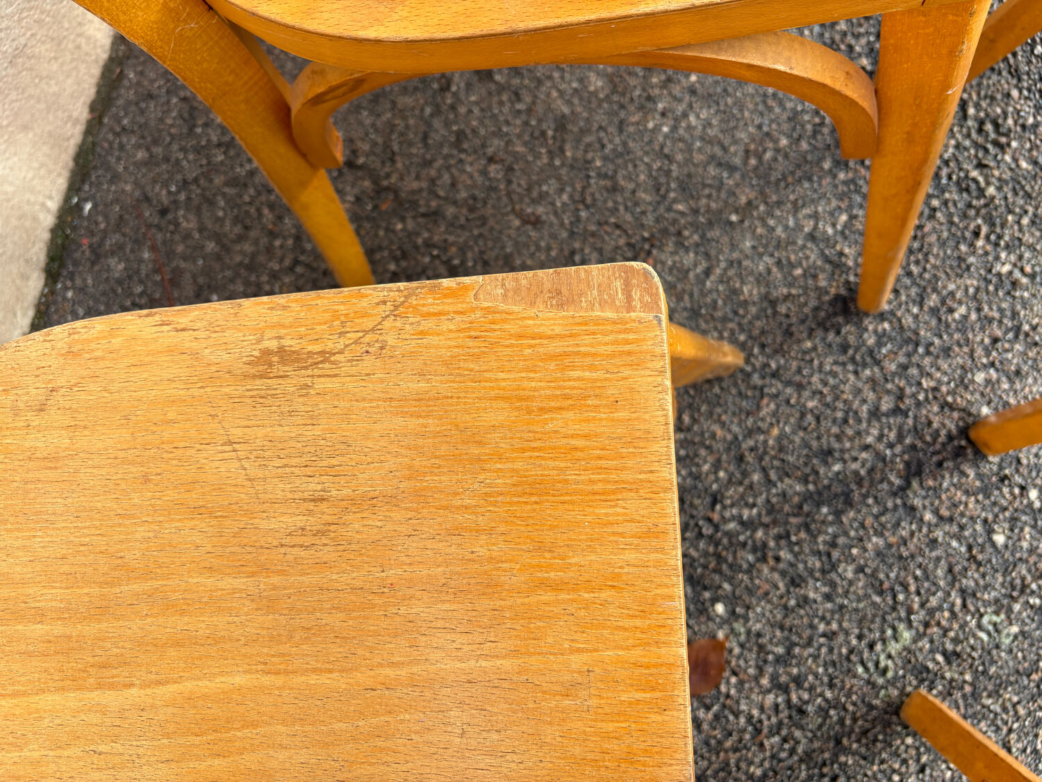 Set de 6 chaises bistrot jaunes