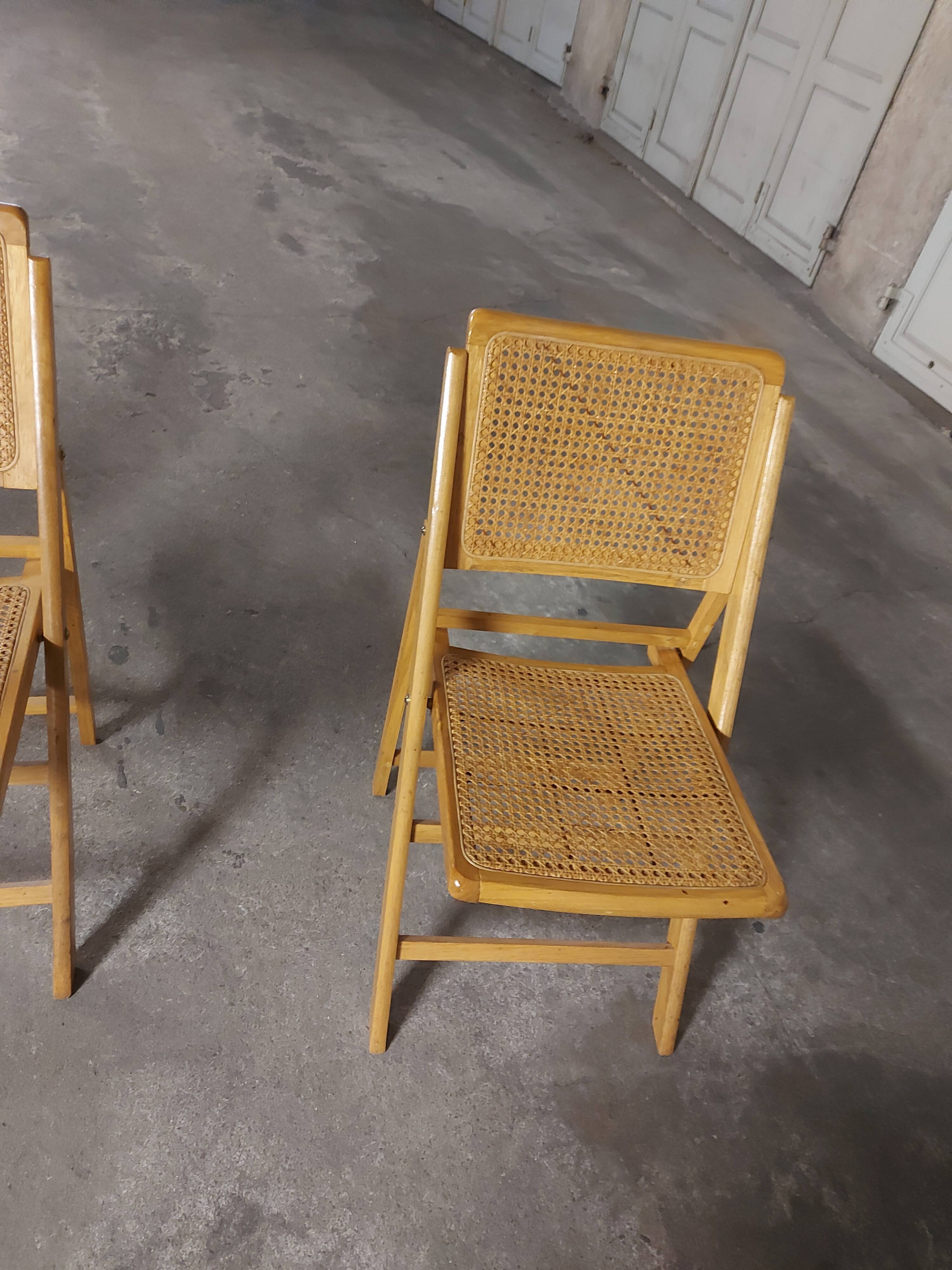 Set de 3 chaises  cannées  pliantes vintages 70