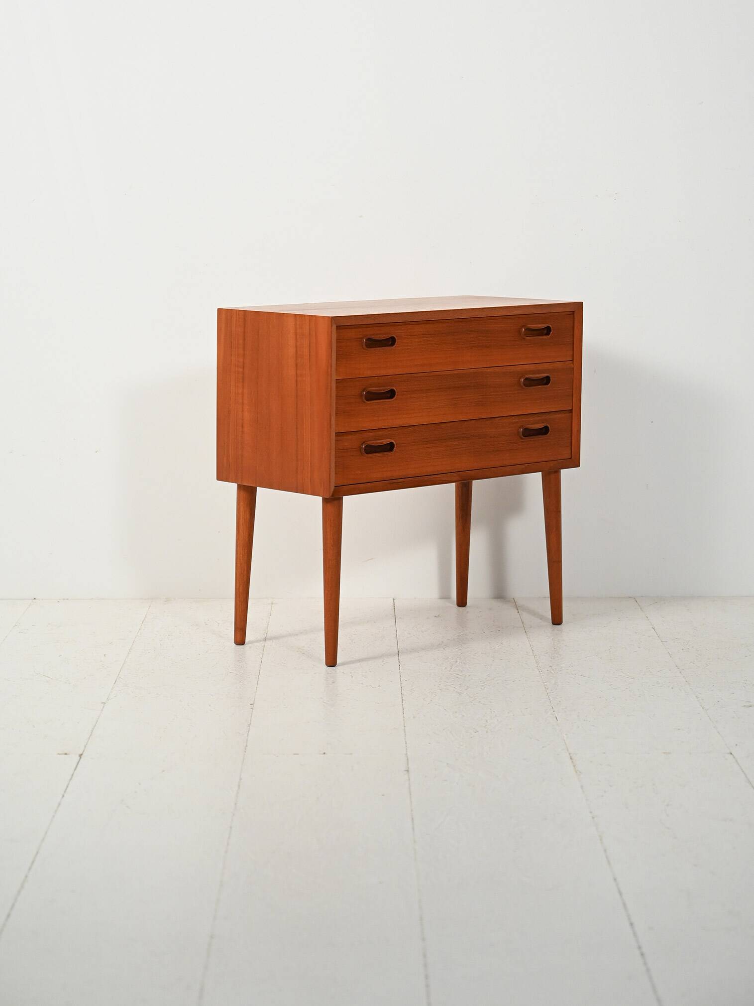 Commode en teck par Dansk Møbelfabrik