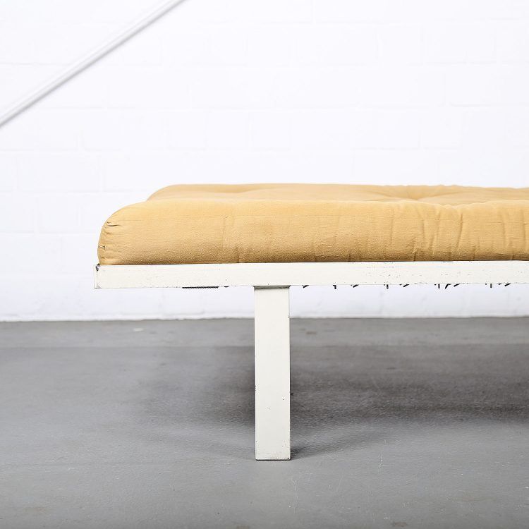 Mid-century French Daybed with futon