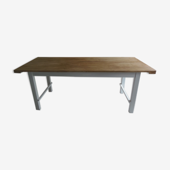 Farm table, leg and belt patinated pearl grey, medium oak waxed top