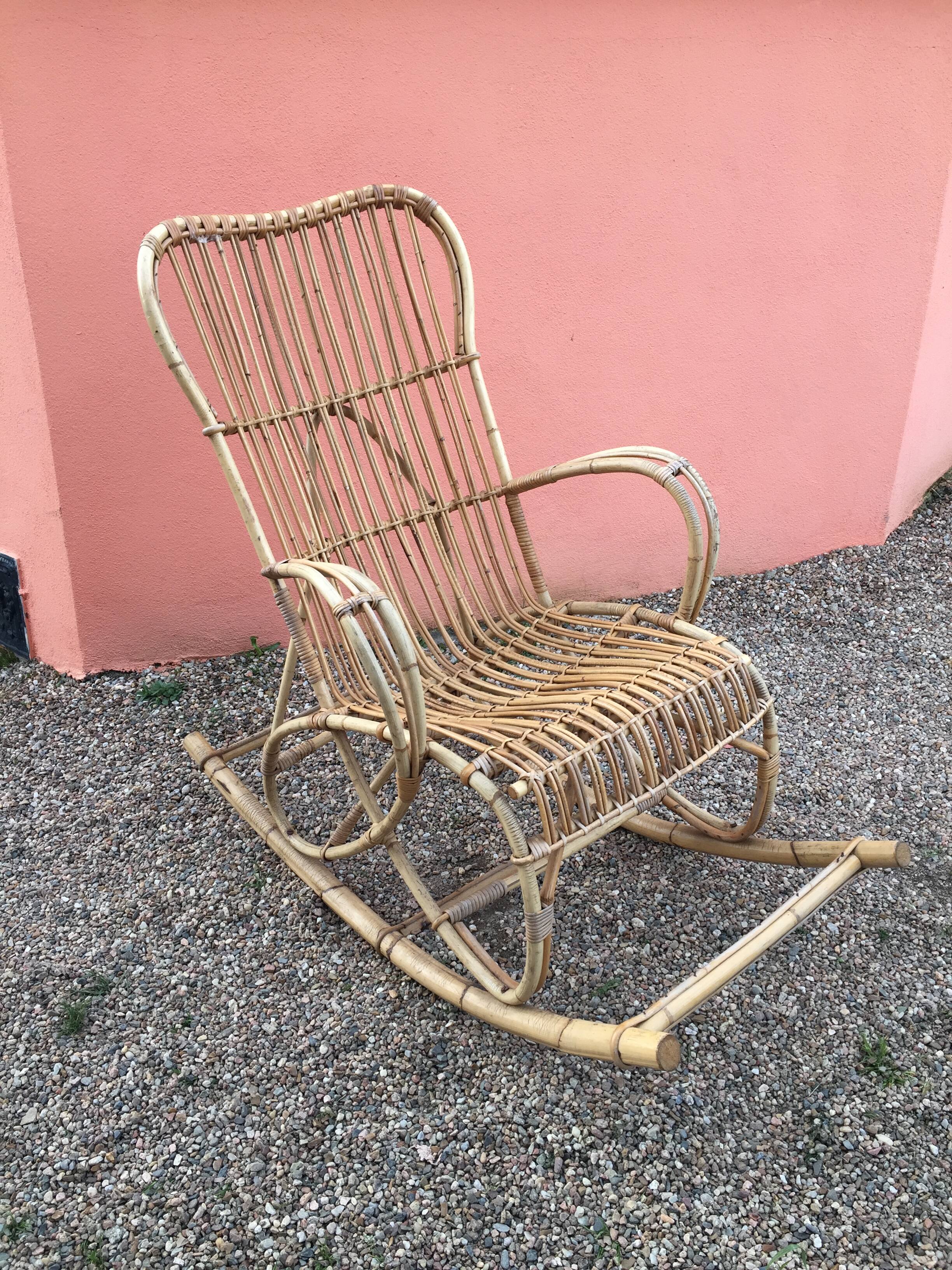 Rocking chair rattan