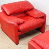 Maralunga armchair and ottoman by Vico Magistretti for Cassina