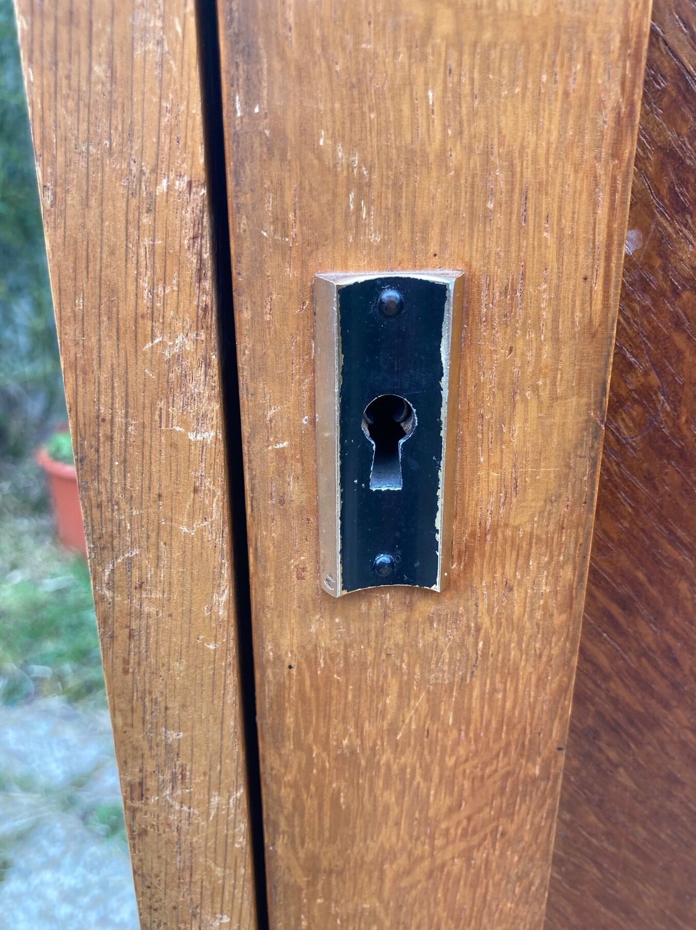 Vintage knitted bonnet feet compass