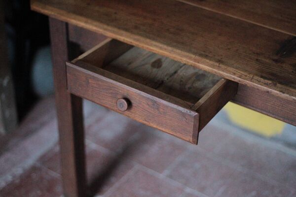 Table bois avec 1 tiroir, table de salon, cuisine, table bois vintage