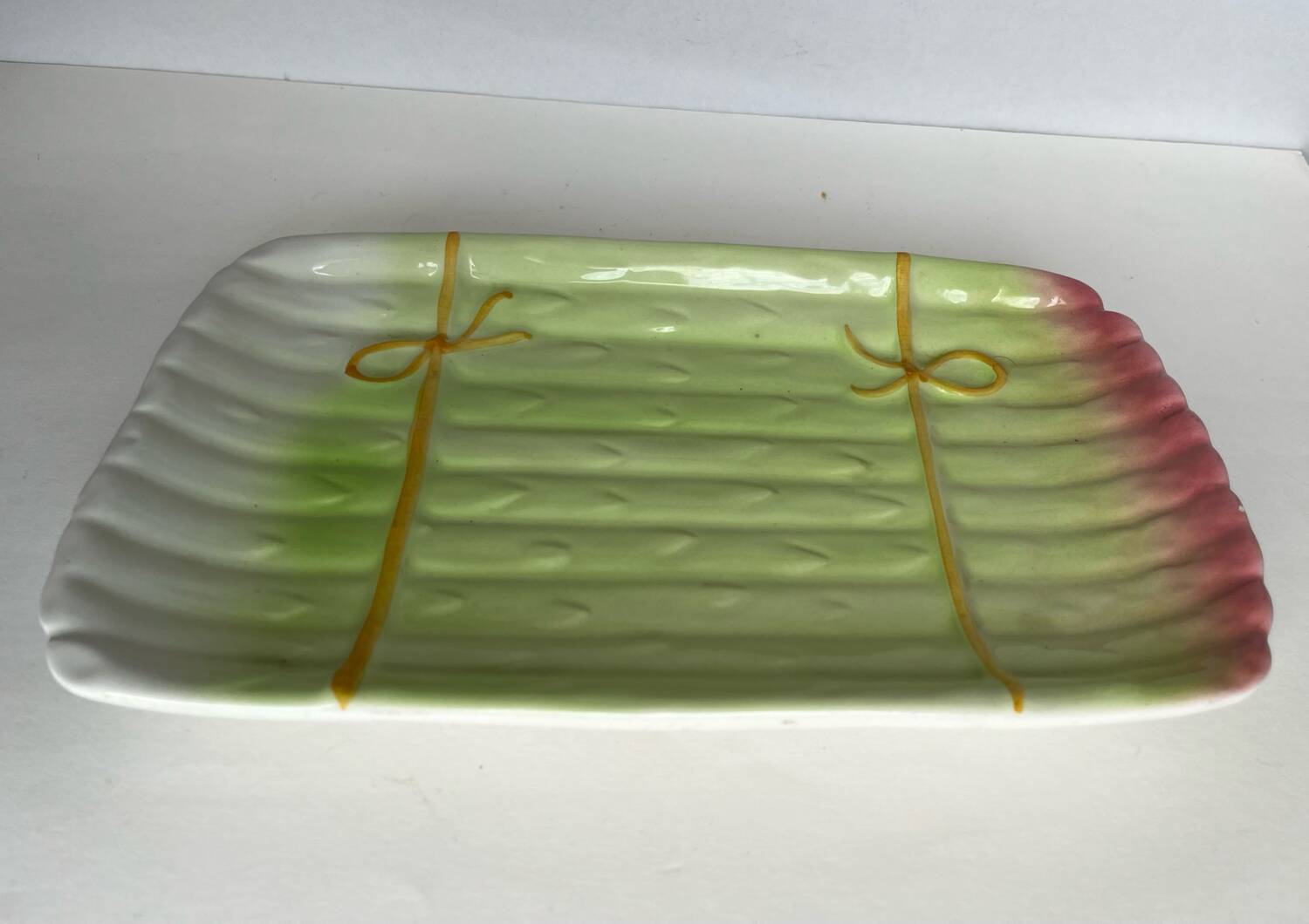 Asparagus barbotine dish