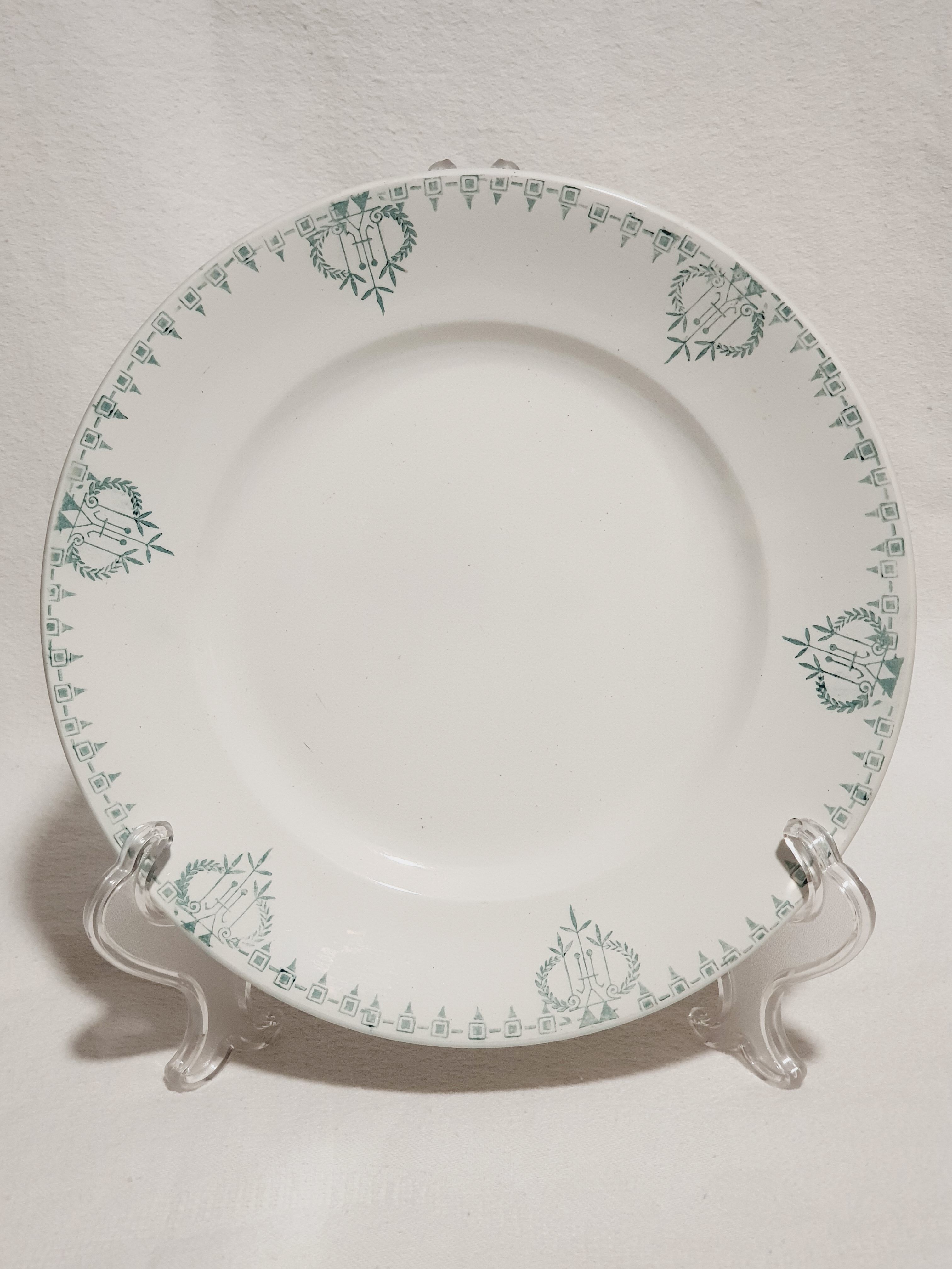 Lot of 10 flat plates made of iron earth