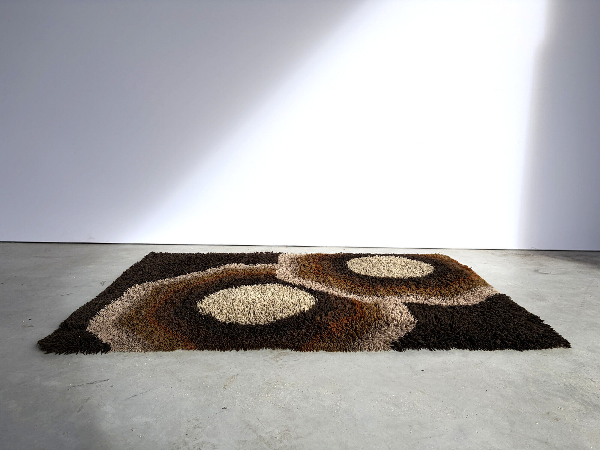 Vintage modernist rug by Desso, 1970s