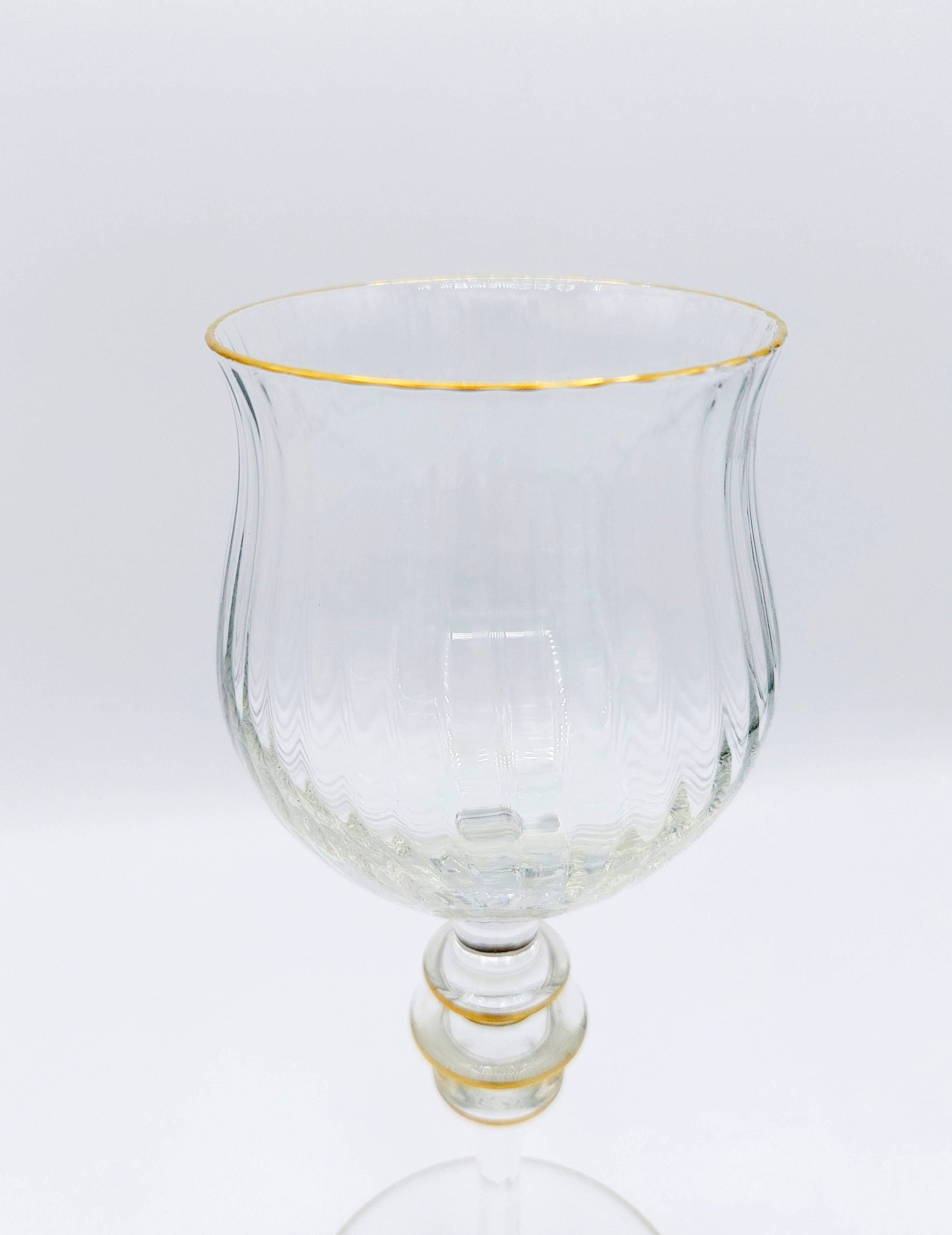 Set of 7 Galo crystal wine glasses