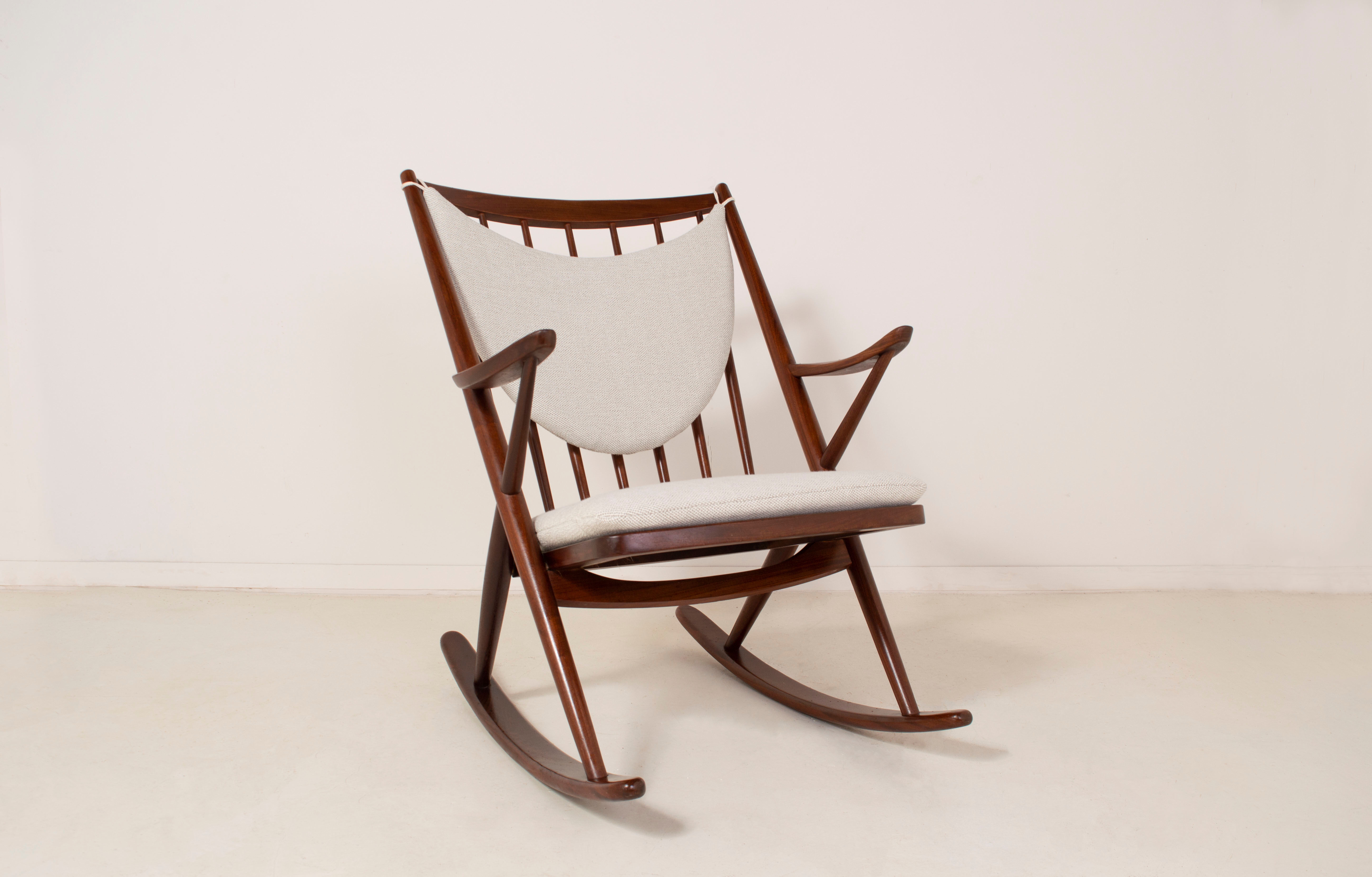 Rocking chair no 182 en teck par Frank Reenskaug - 1960