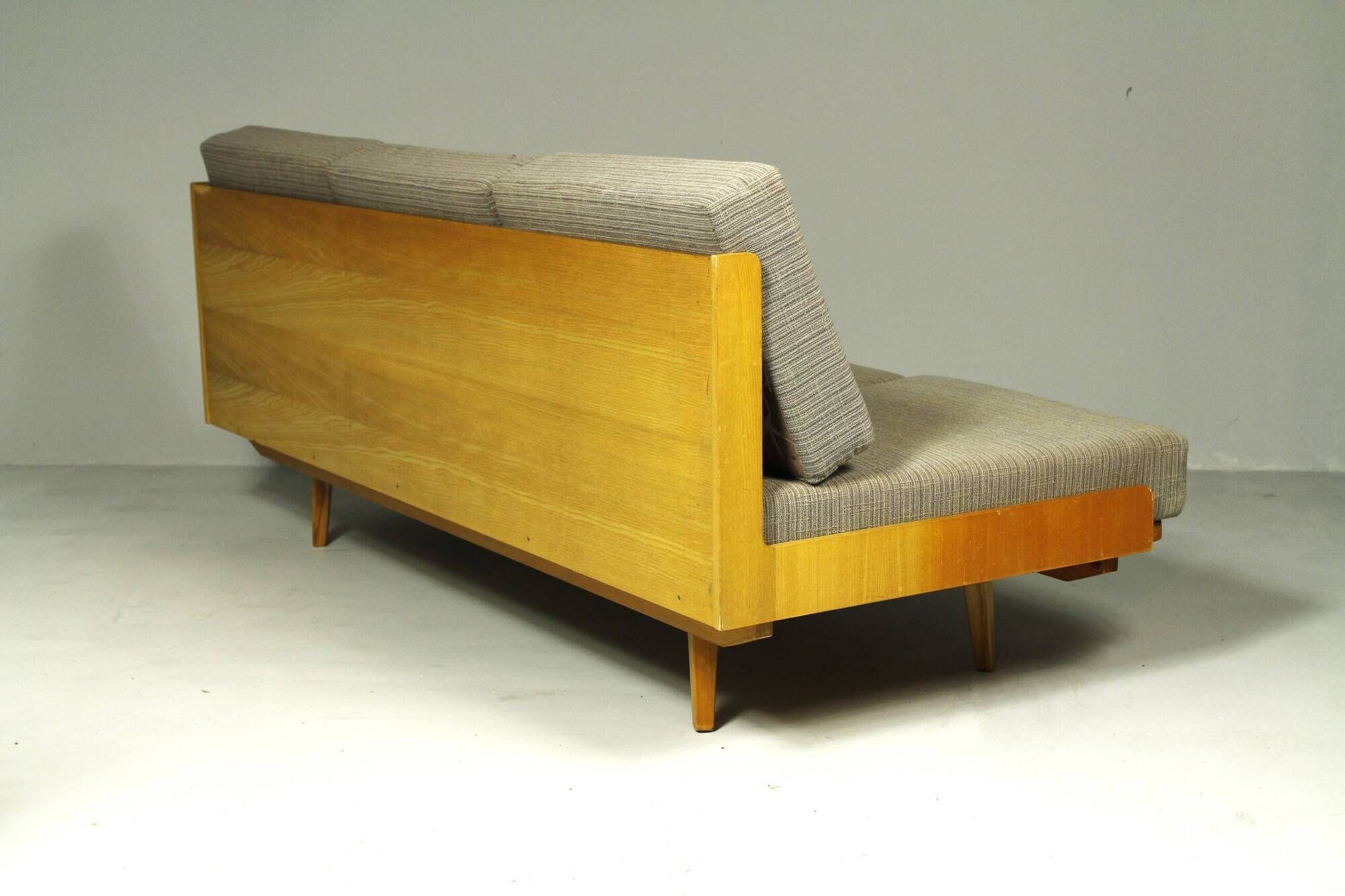 Daybed from Jitona, N.P. Soběslav, Czechoslovakia, 1970s