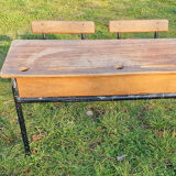 Ancien double bureau d'école