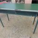 Table en métal et bois stratifié vert