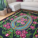 Floral handwoven green and fuchsia rug, made in wool, bohemian design 170x232cm