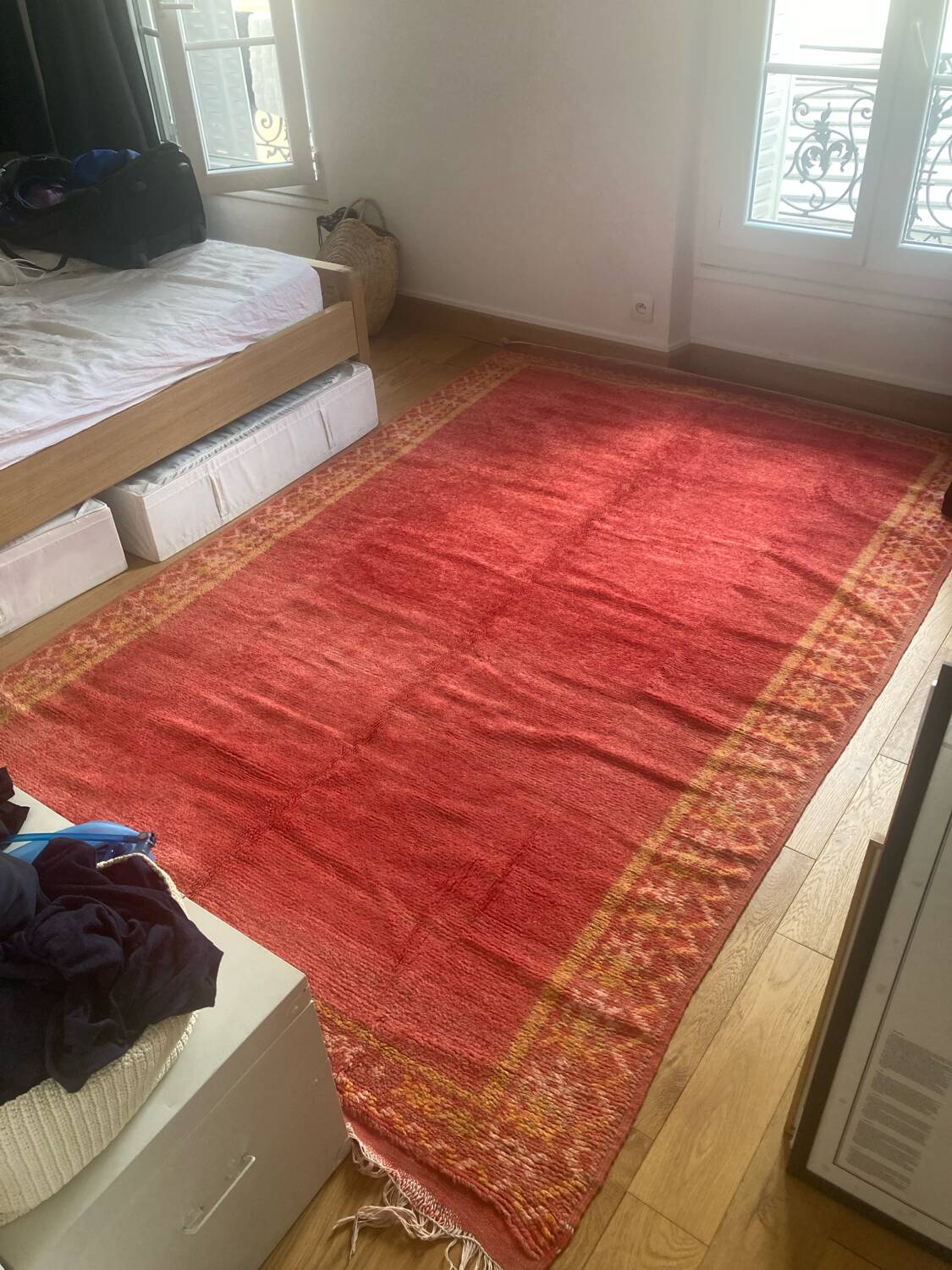 Tapis berbère rose et jaune Maroc
