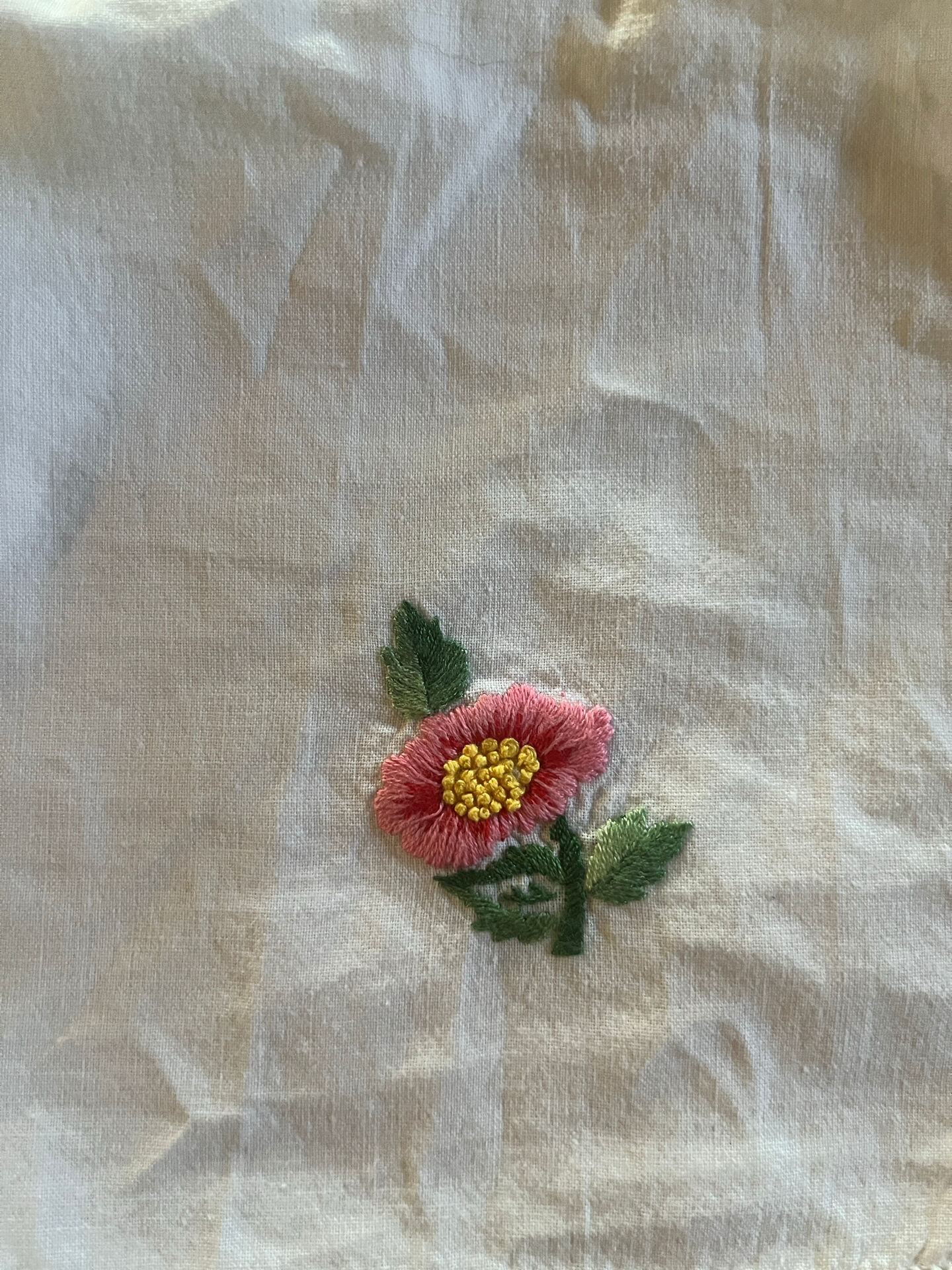 4 old table napkins