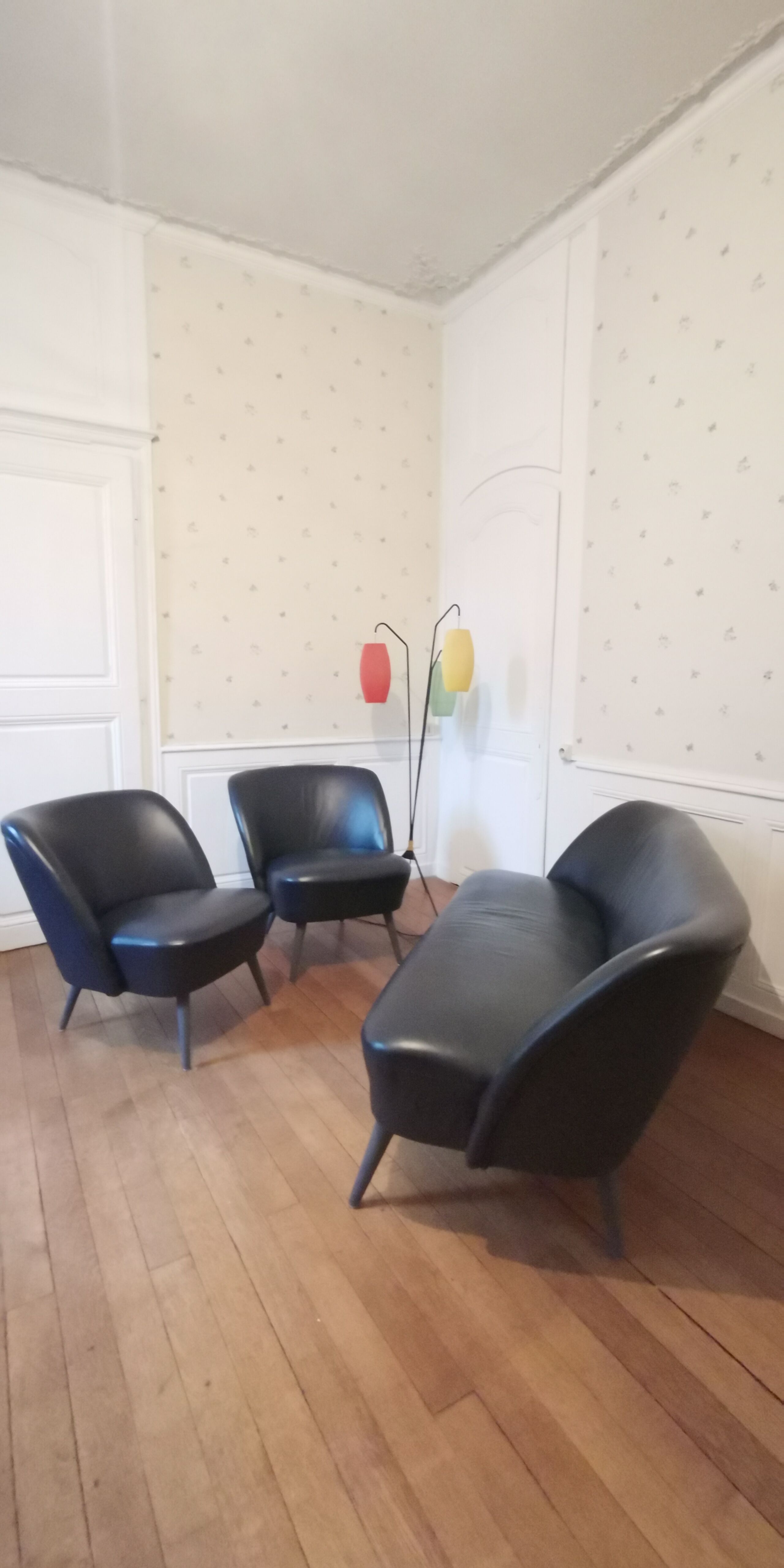 Living room sofa 2 black leather armchairs