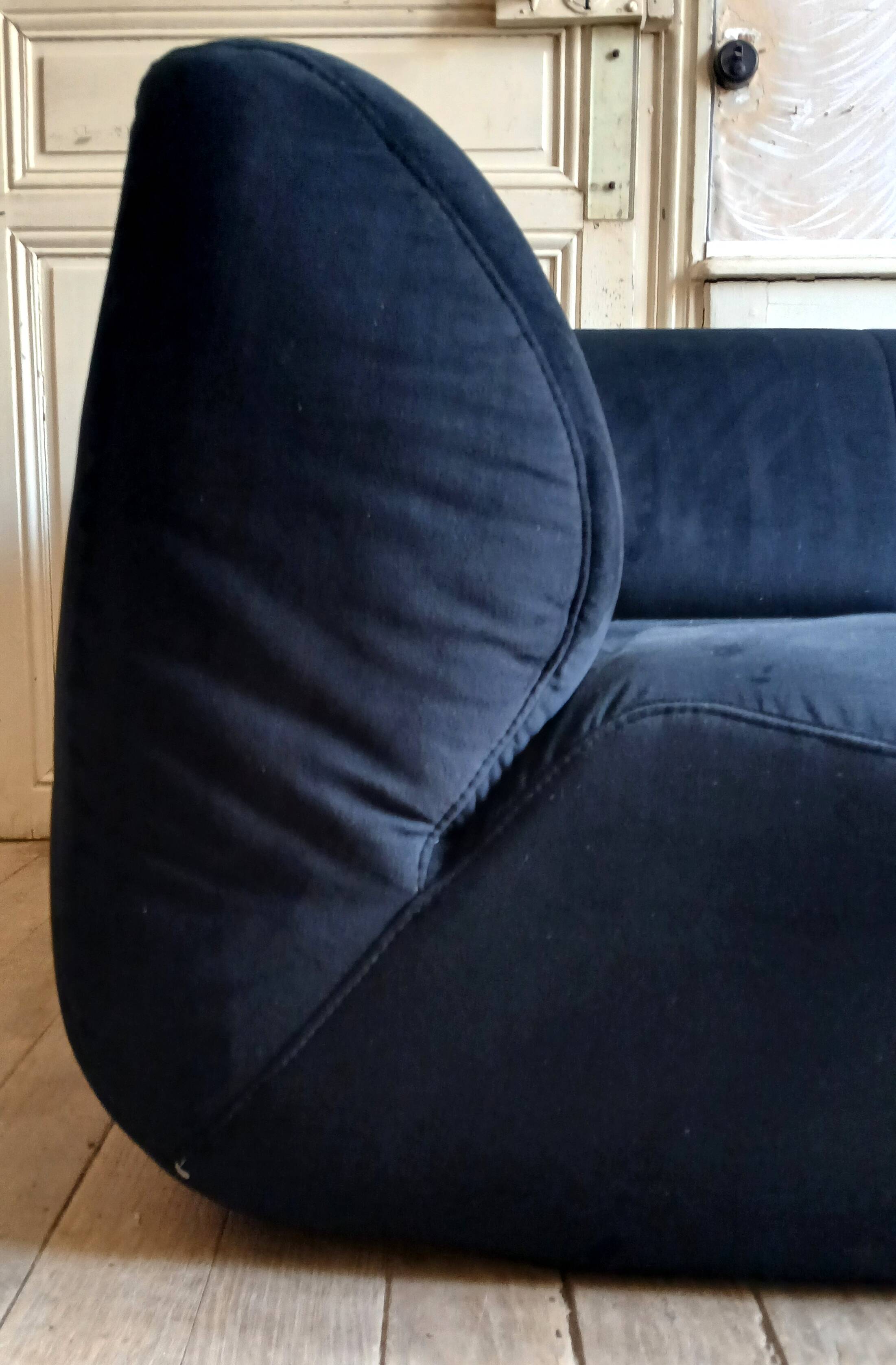 Canapé 3 places Bump Ora-Ïto pour la marque Dunlopillo