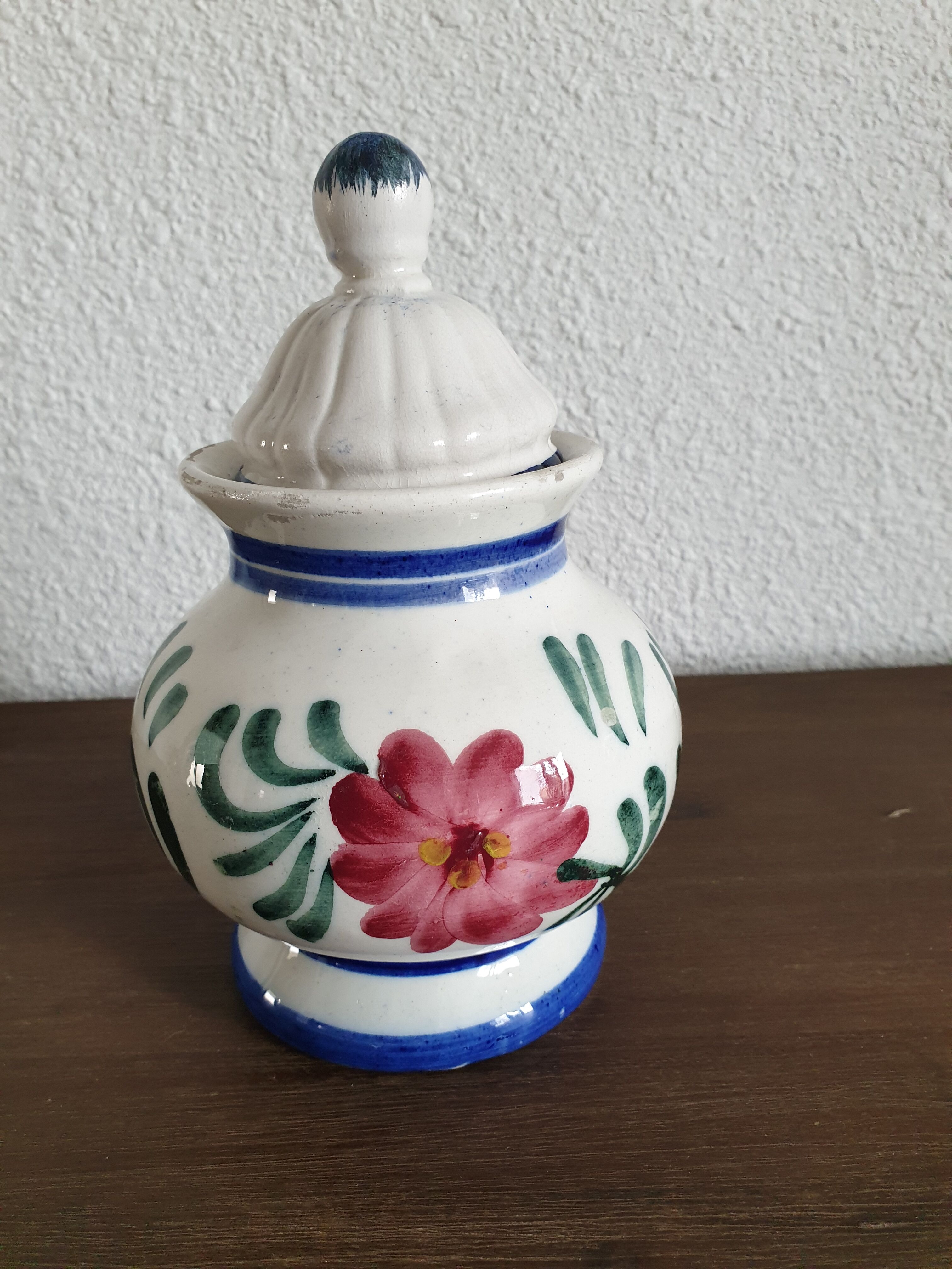 Flower candy pot