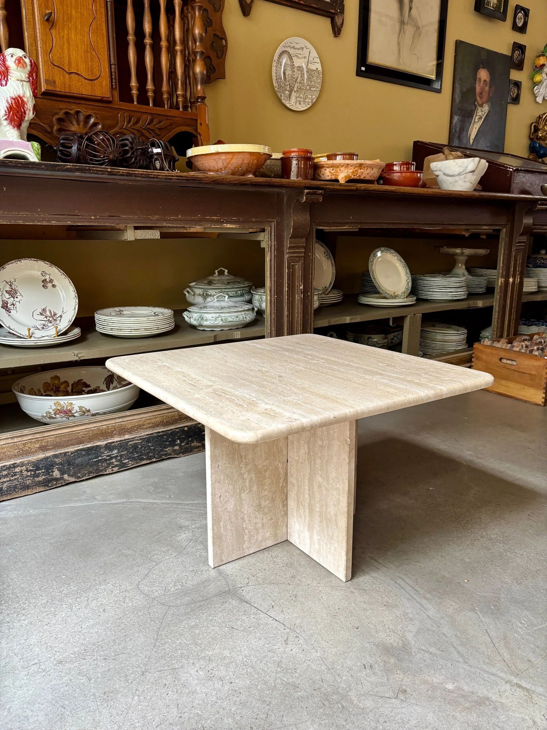 Coffee table, square side table in travertine 60 x 60 cm.