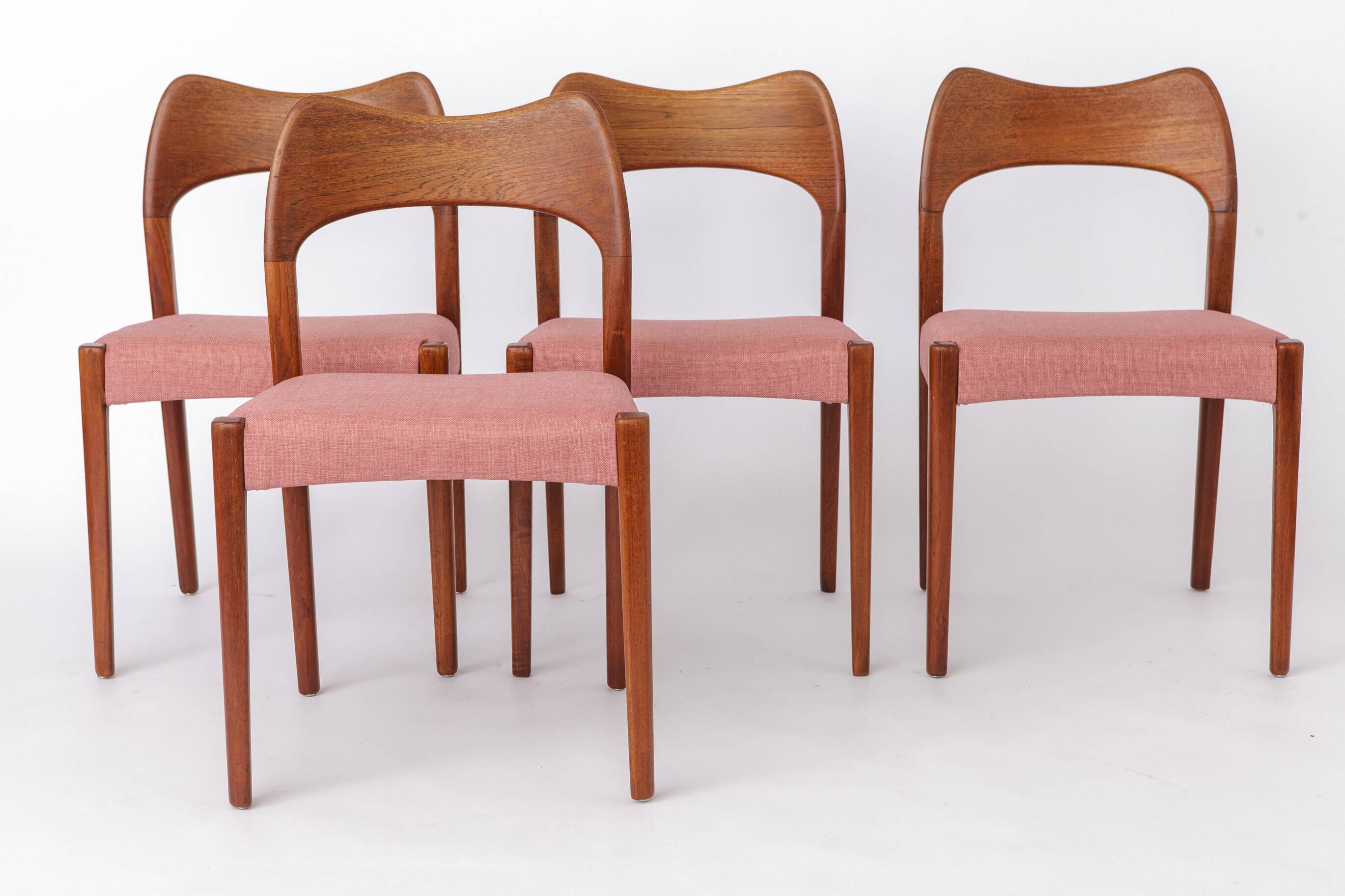 Set of 4 Arne Hovmand-Olsen Chairs for Mogens Kold 1950s Danish Mid Century