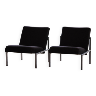 Pair of lounge chairs by Martin Visser for 't Spectrum