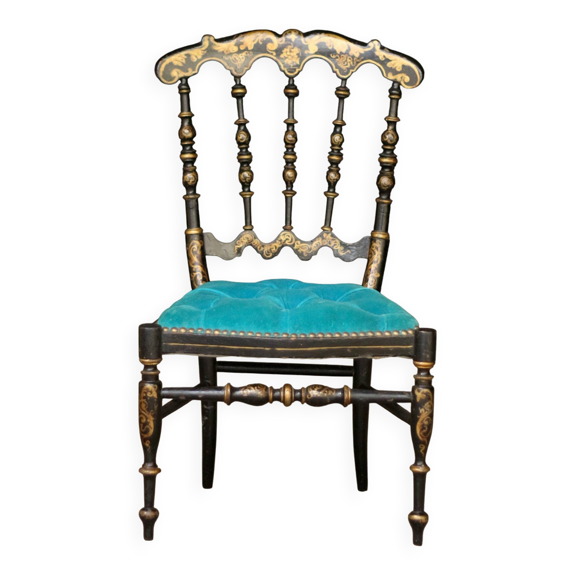 Adorable little chair from the Napoleon 3 period. Very good condition.