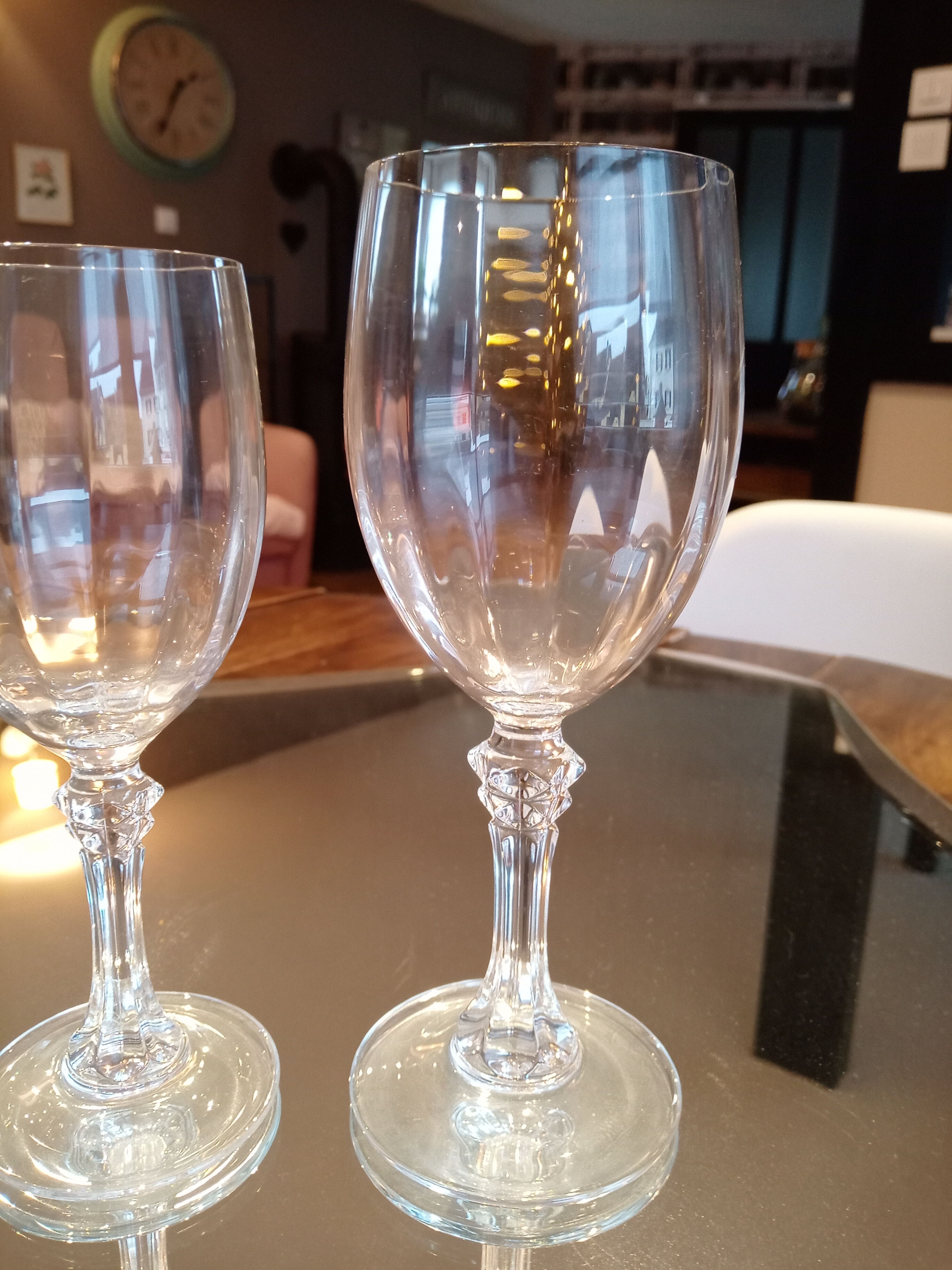 Set of 17 glasses in ancient crystal