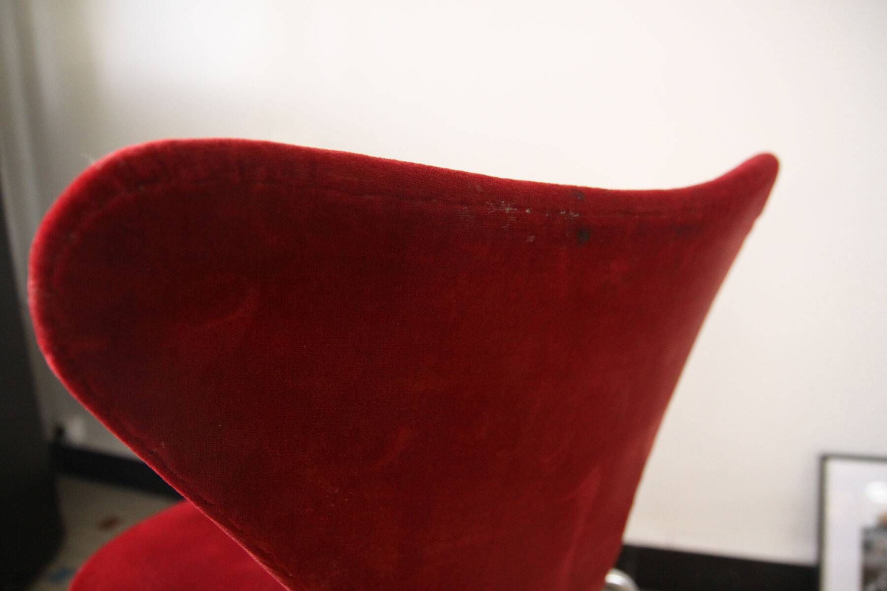 Jacobsen Series 7 Chair