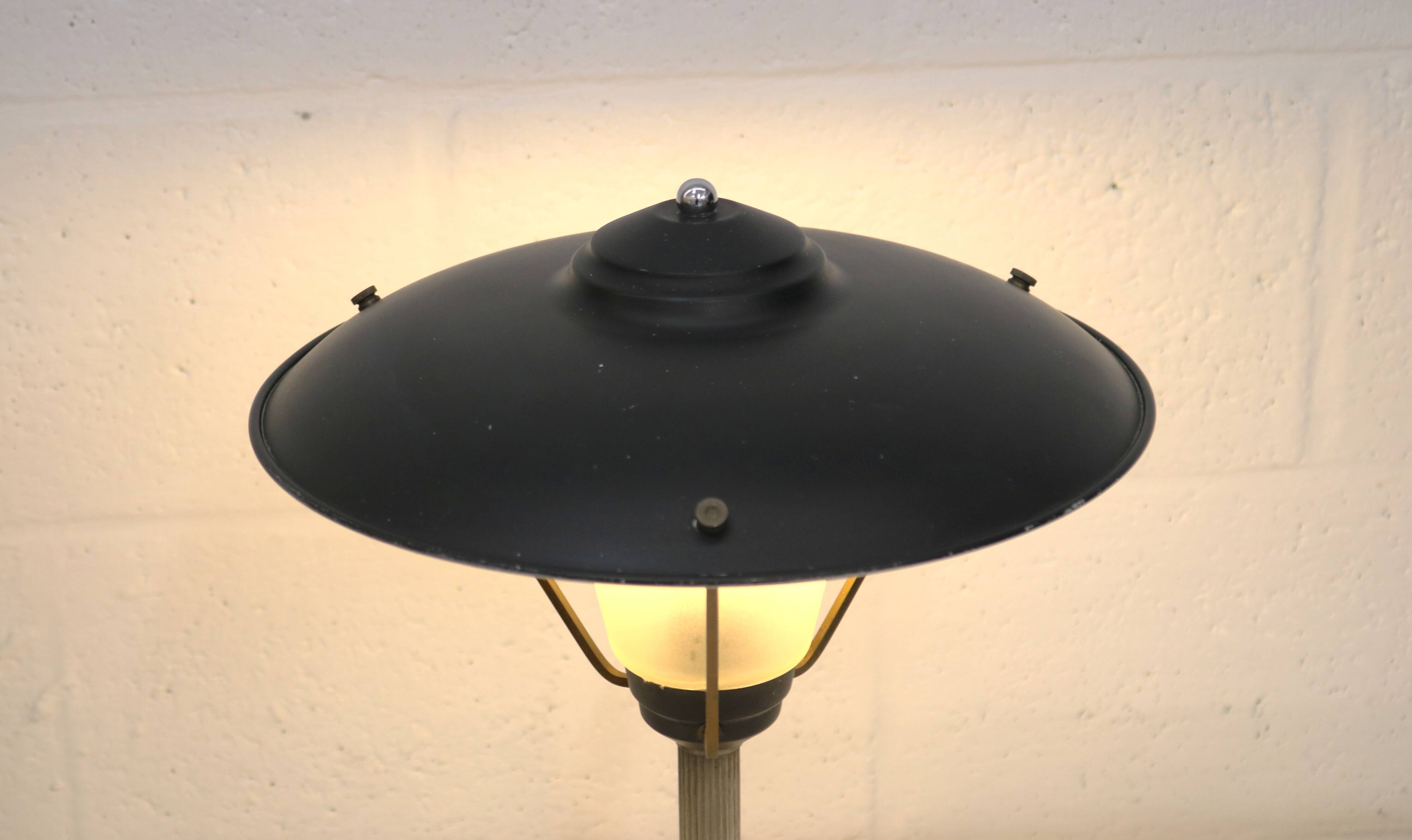 A striking modernist table lamp dating from the 1950s.