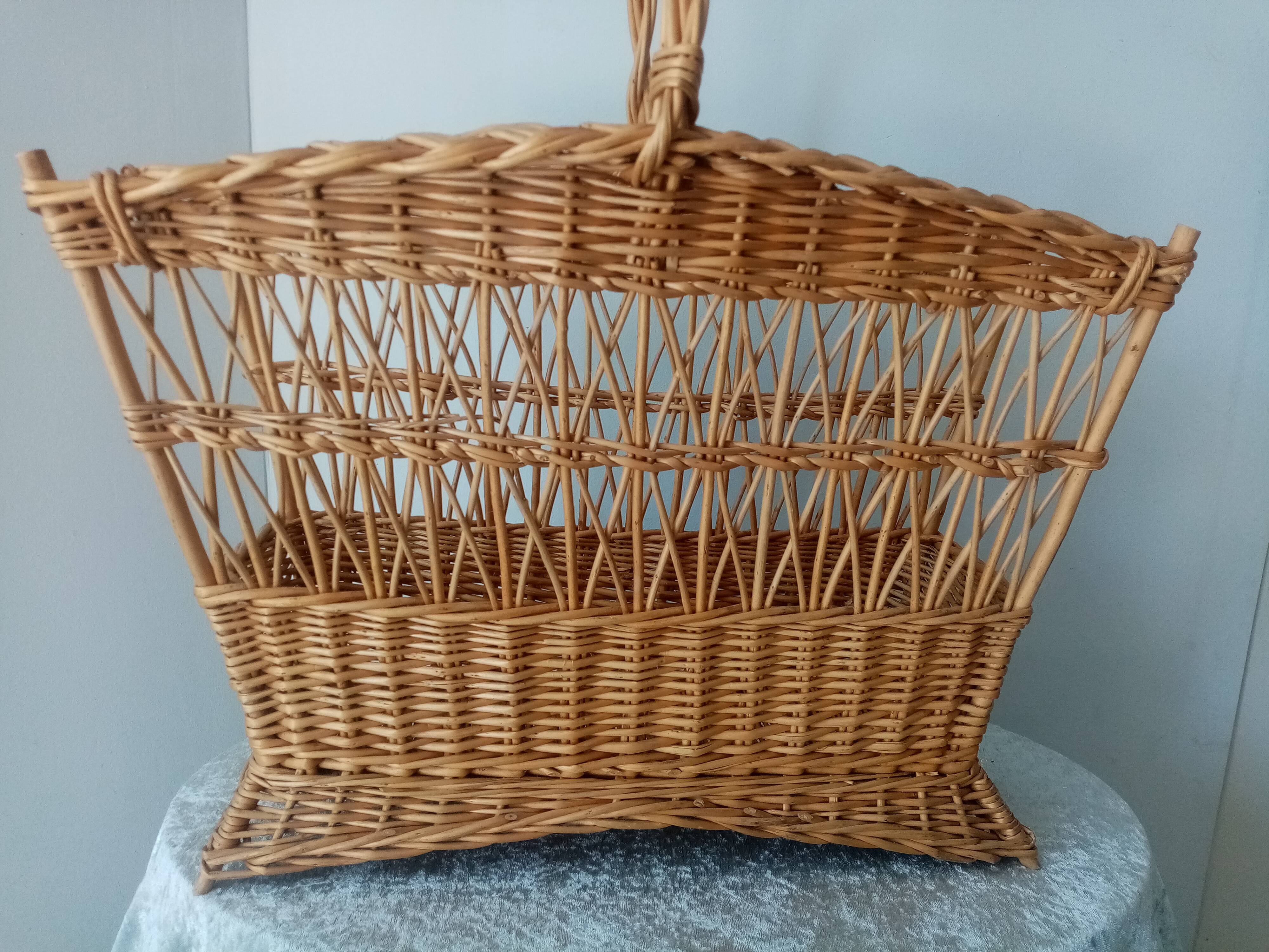 Old woven rattan magazine rack from the 1950s-60s