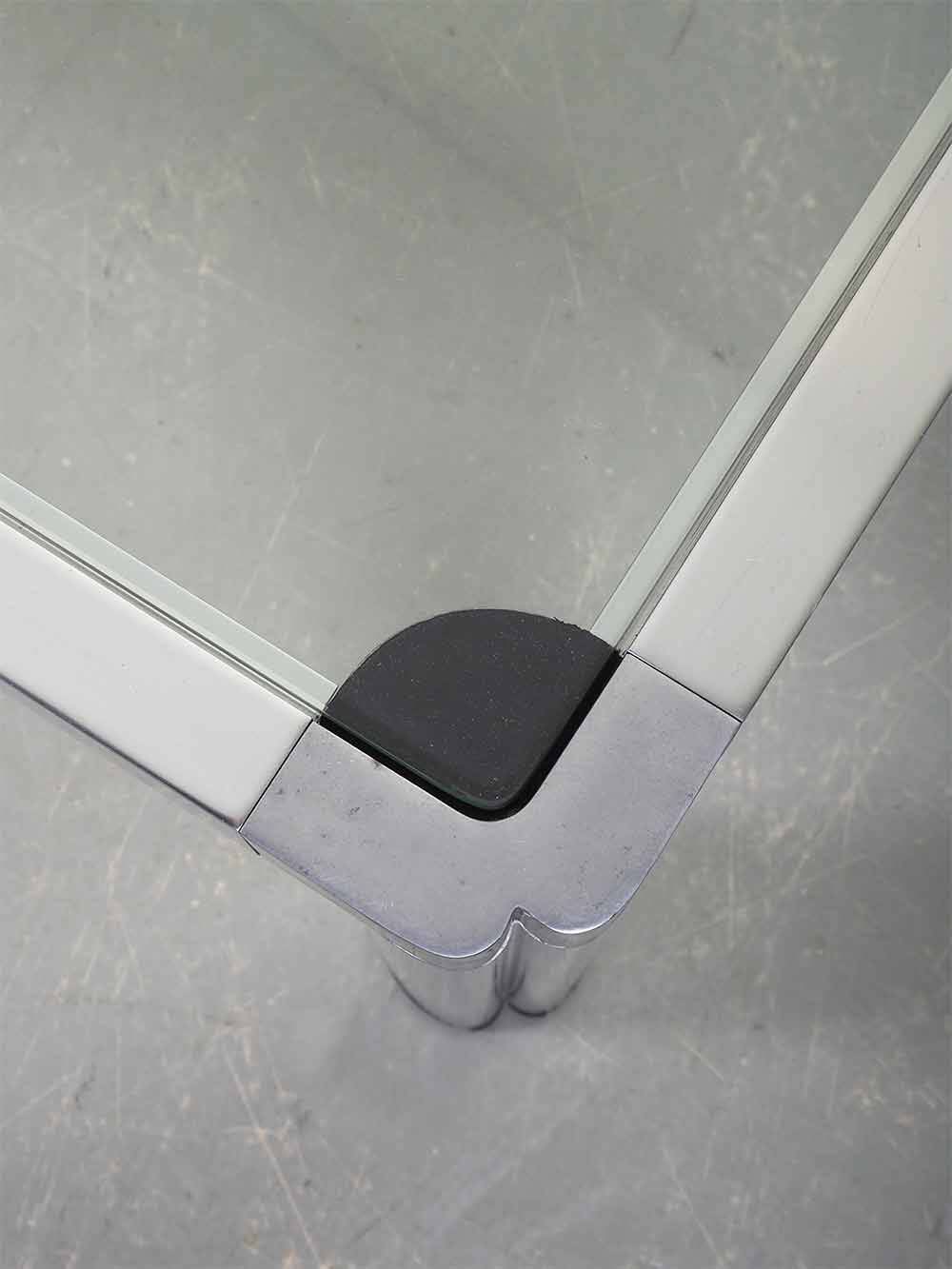 Table basse en verre – Artifort – Kho Liang Ie