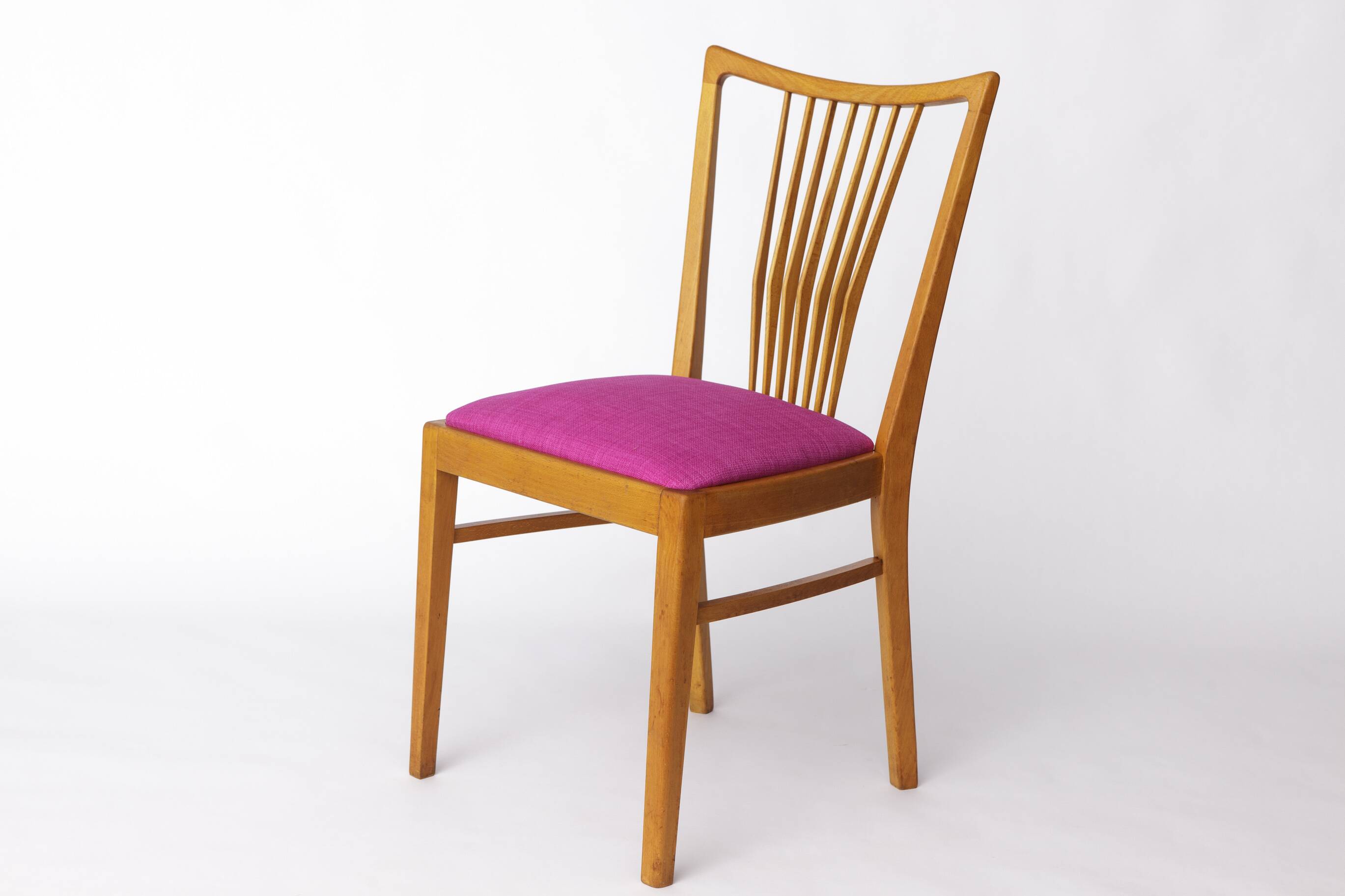 Vintage Magenta Upholstered Beech Dining Chair – Germany, 1960s–1970s