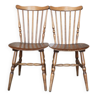 Paire de chaises Baumann modèle Tacoma
