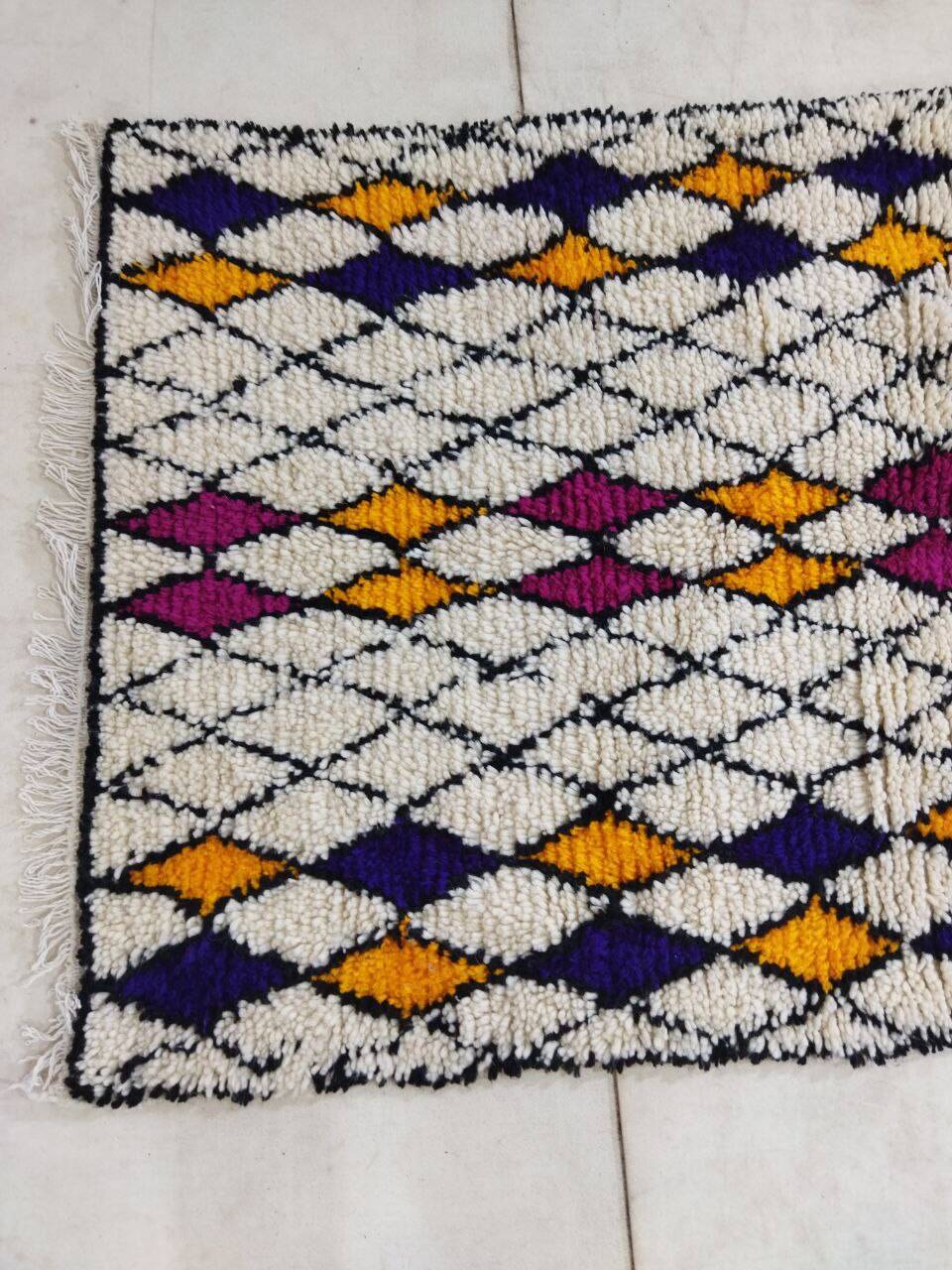 Handmade moroccan berber rug 190 x 100 cm