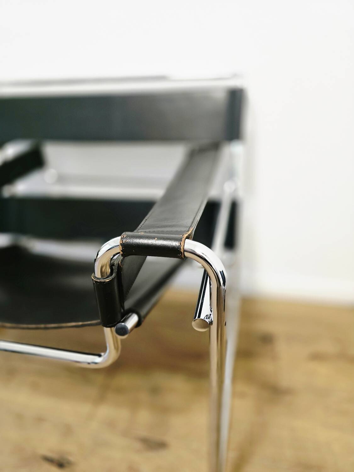 Chaise Wassily des années 60 par Marcel Breuer pour Gavina (Original) – Iconic Bauh