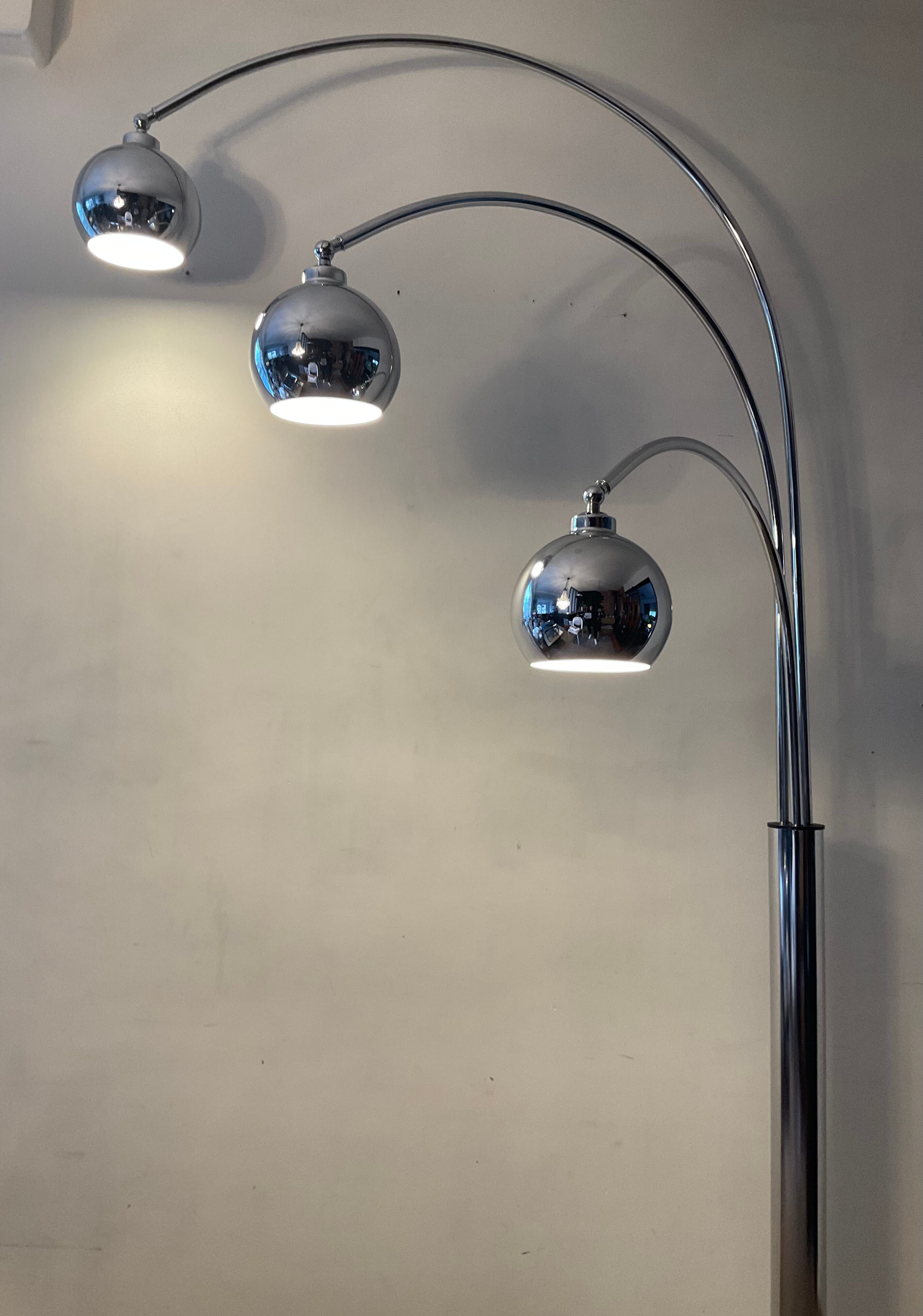 Lampadaire Muguet vintage années 70