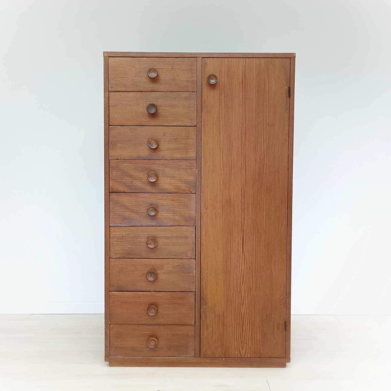 Chiffonier style cupboard / wardrobe