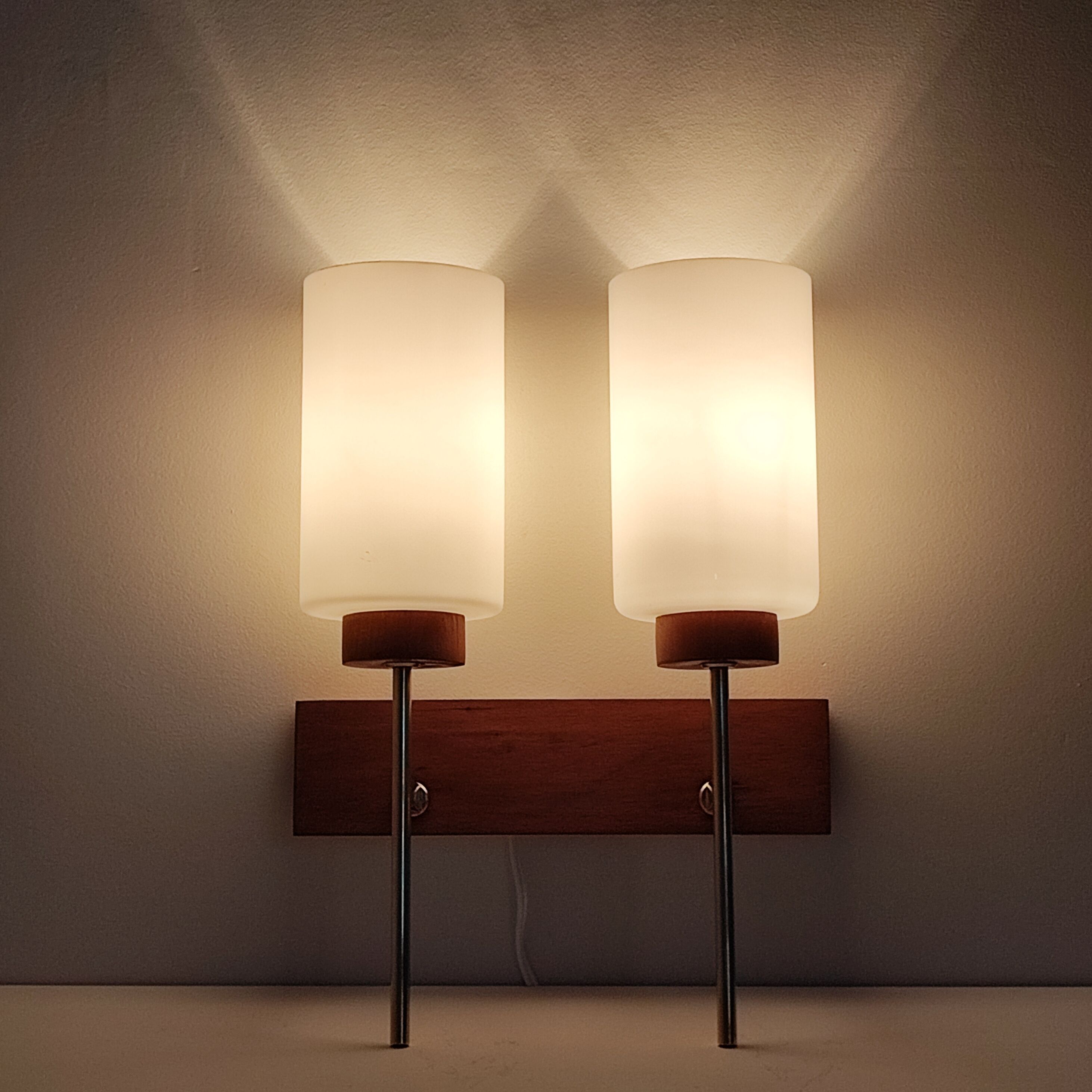Scandinavian double wall lamp 60