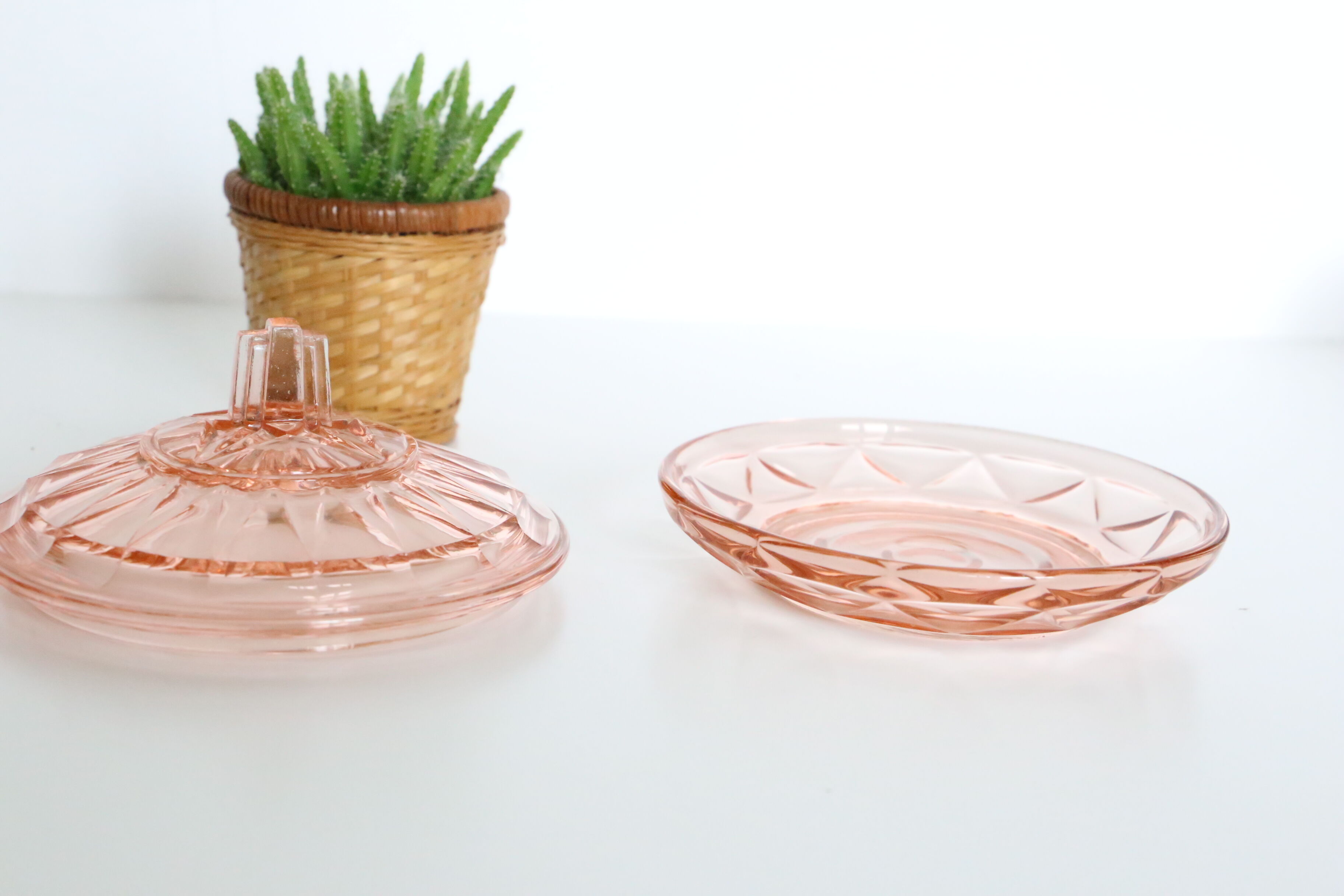 Pretty empty pink glass pocket, molded glass