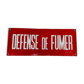 Red enamelled plaque "Smoking defense"