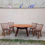 Table à manger et ses 4 chaises