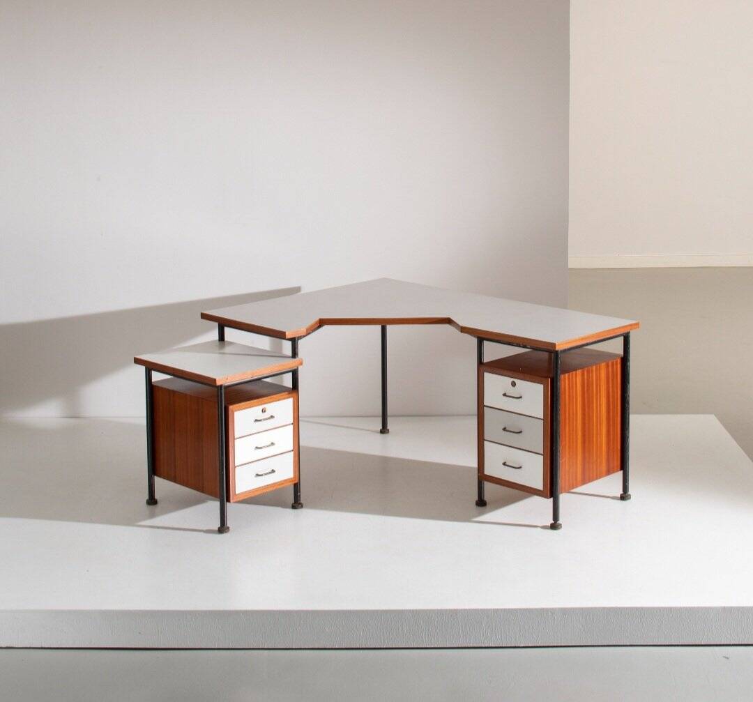 Corner Desk in Painted Metal, Wood, Formica, and Brass by Sergio Coradeschi, 1950s