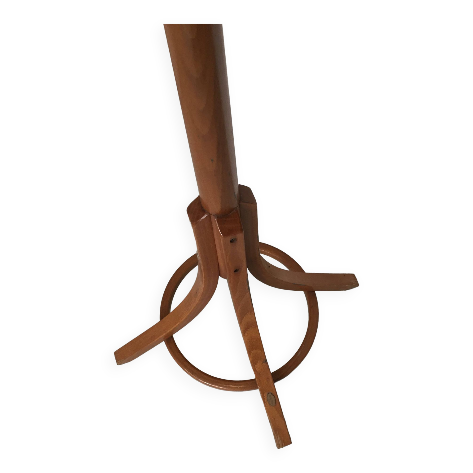 Baumann parrot coat rack