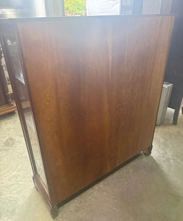 Brown display cabinet – Classic style – Storage – Wood and glass