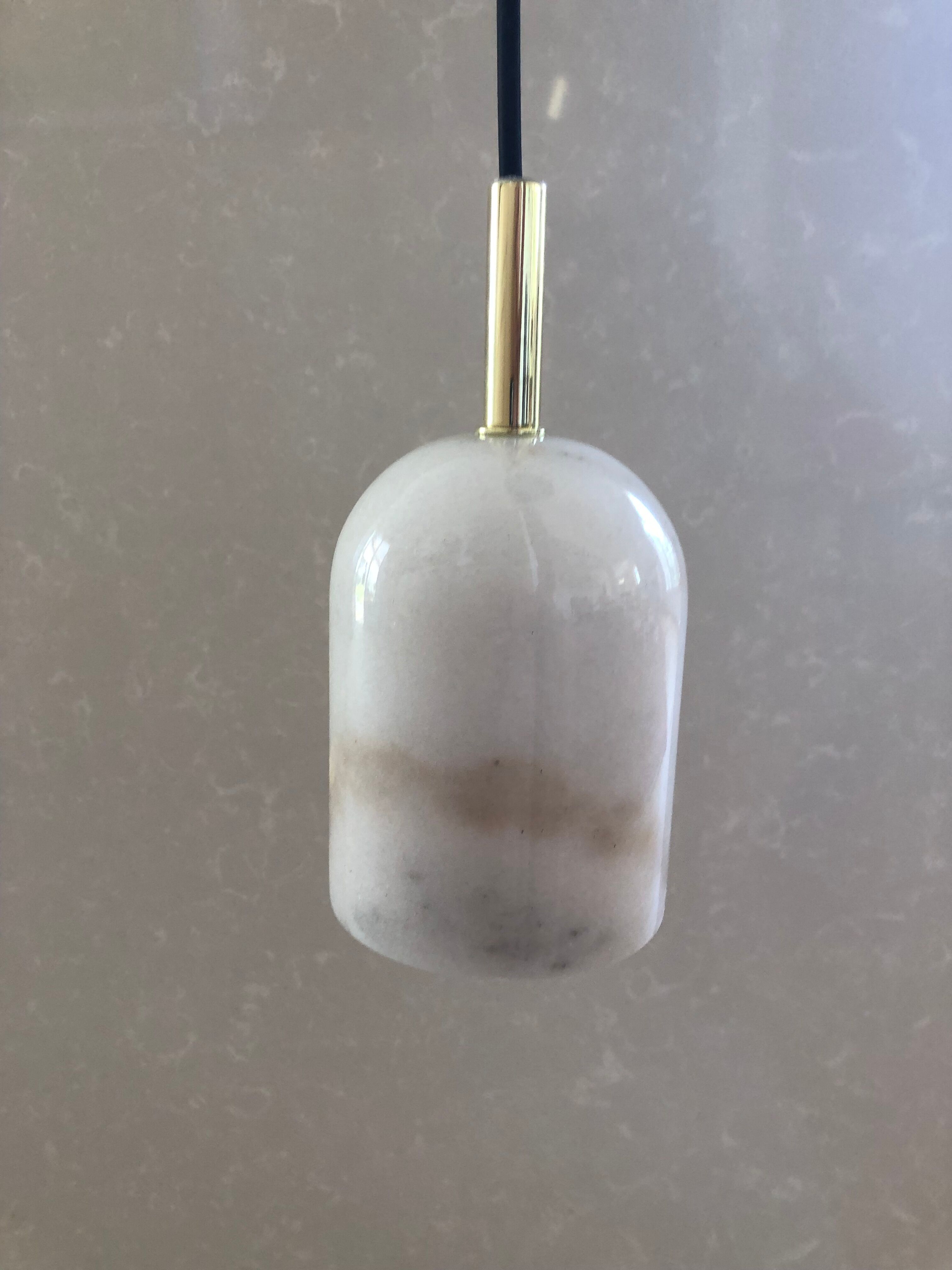 Suspension marbre et laiton