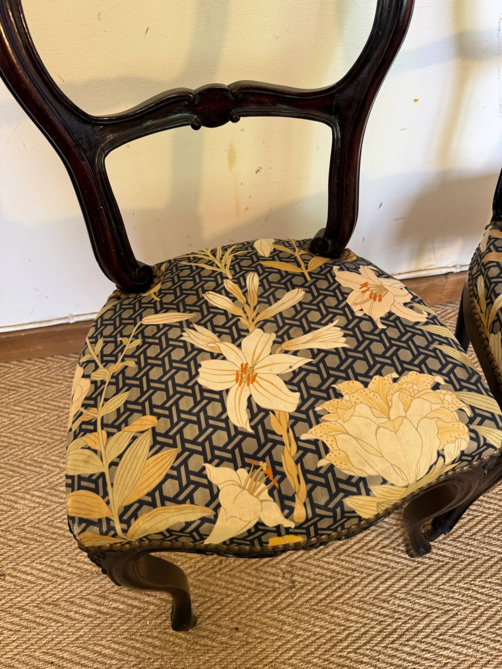 Paire de chaises style Louis Philippe