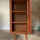 Armoire à rideau scandinave en teck vintage